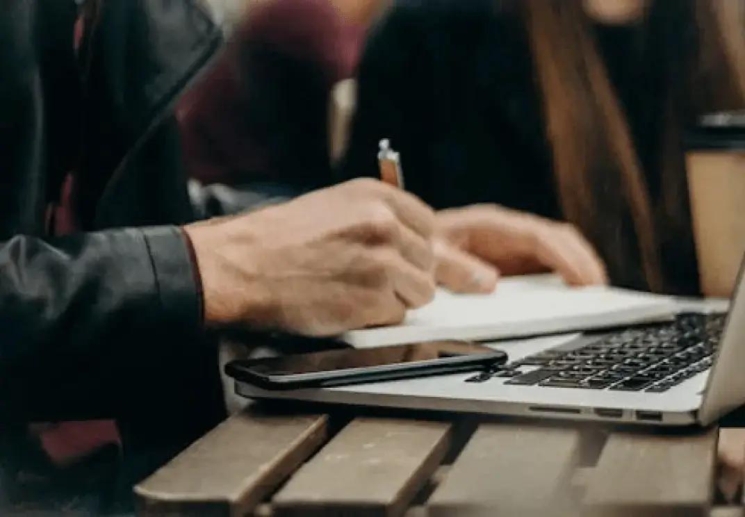 grote renovatie, managementcentrum, online reputatie van het bedrijf, nepbeoordelingen, negatieve beoordelingen, online reputatie, tripadvisor beoordelingen, google beoordelingen, beoordeling verwijderen, beoordelingen verwijderen