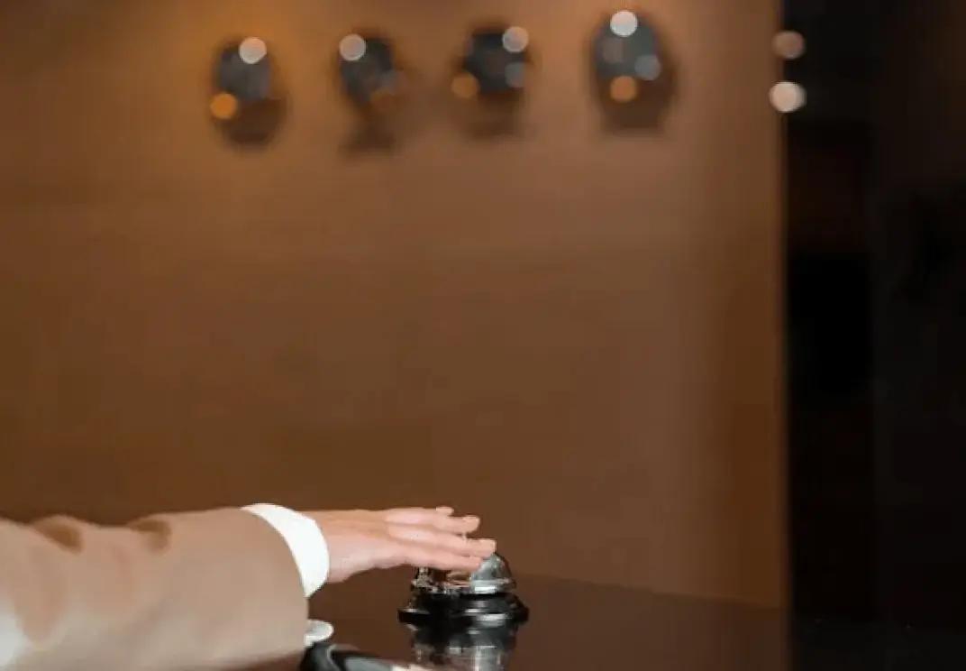 viajes de negocios, industria de viajes corporativos, agencias de viajes corporativos, acuerdos comerciales, gastos de viaje, gestores de viajes, agente de viajes, proceso de reserva, seguridad del viajero, reuniones con clientes, negocios globales, ahorrar dinero, equilibrio entre trabajo y vida, programas de viaje, clientes potenciales, nuevos clientes, muchos beneficios, muchas formas, ferias comerciales, política de viajes corporativos