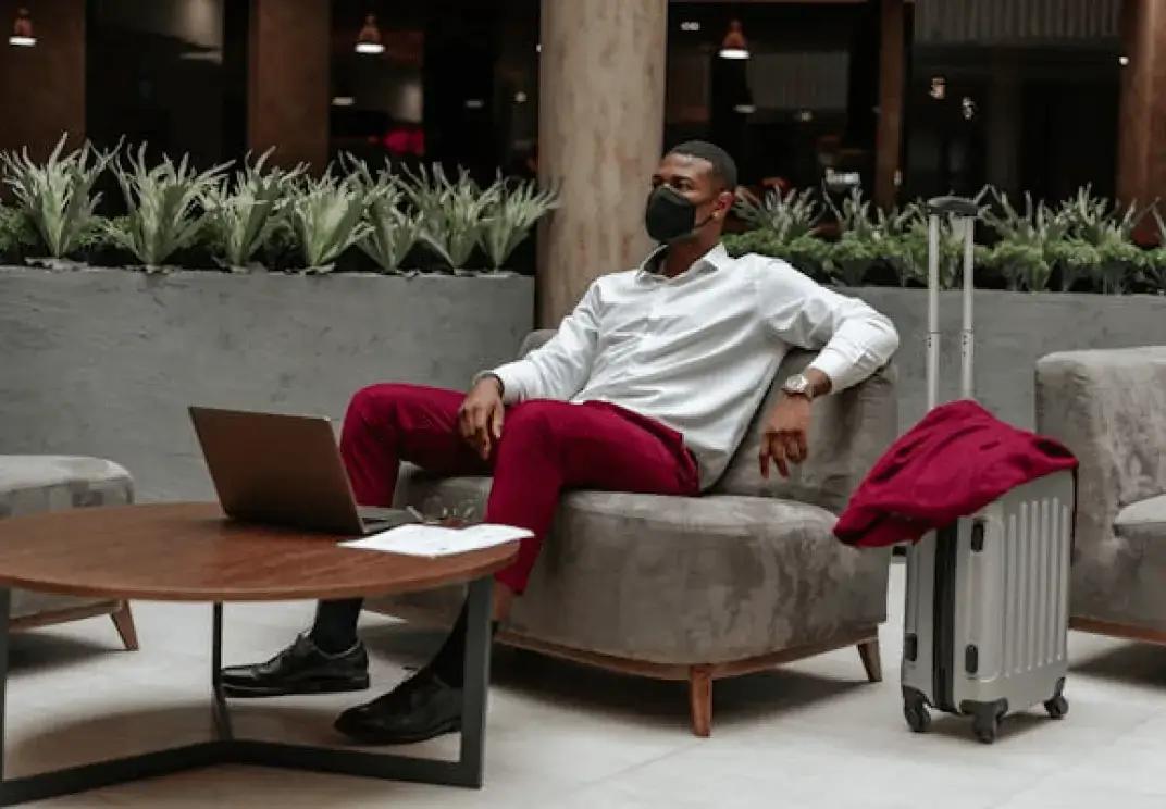 empresa, impacto negativo, consume tiempo, política de viajes corporativos, cada vez más importante, muchas formas, comprensión más profunda, retener empleados, clientes potenciales, retrasos de vuelos, equilibrio entre trabajo y vida, negocio global, muchas empresas, gestores de viajes, gastos de viaje, nuevos mercados, videoconferencia, viajes de negocios