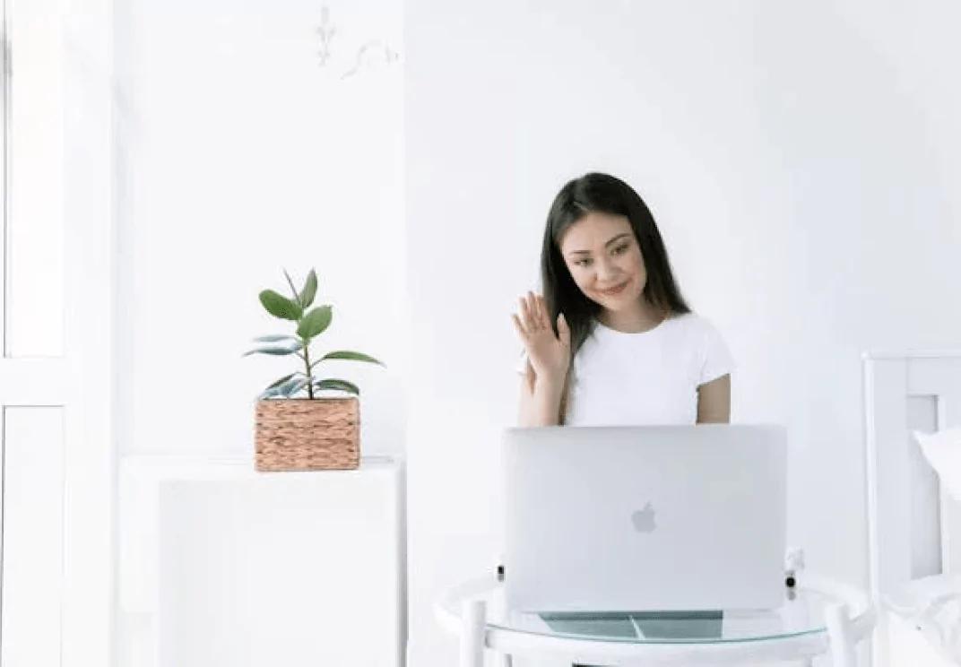 specific audiences, potential visitors, social channels, luxury getaways, transformative tool, tourism bureaus, long form content, engagement metrics, social media, tourism business, video content, video marketing