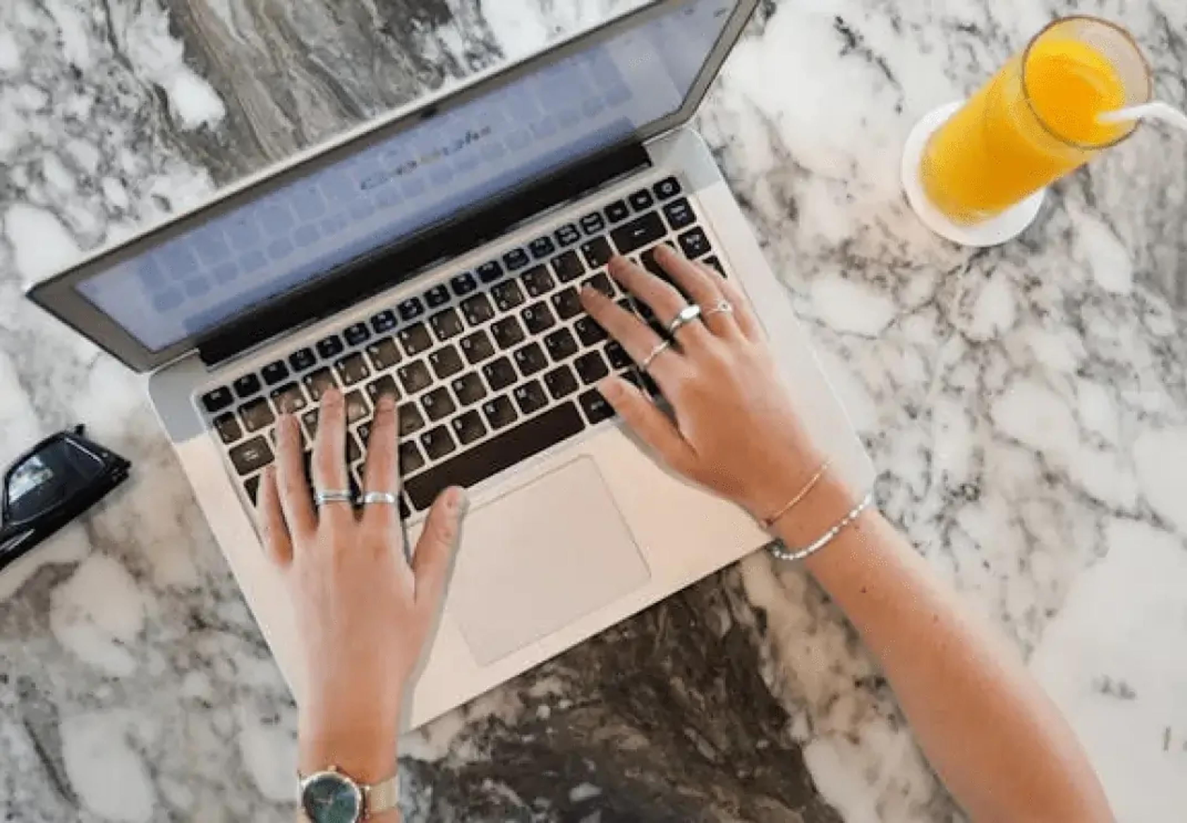 recensioni false, recensioni negative, recensioni google, recensioni diffamatorie online, recensioni negative, rispondere professionalmente