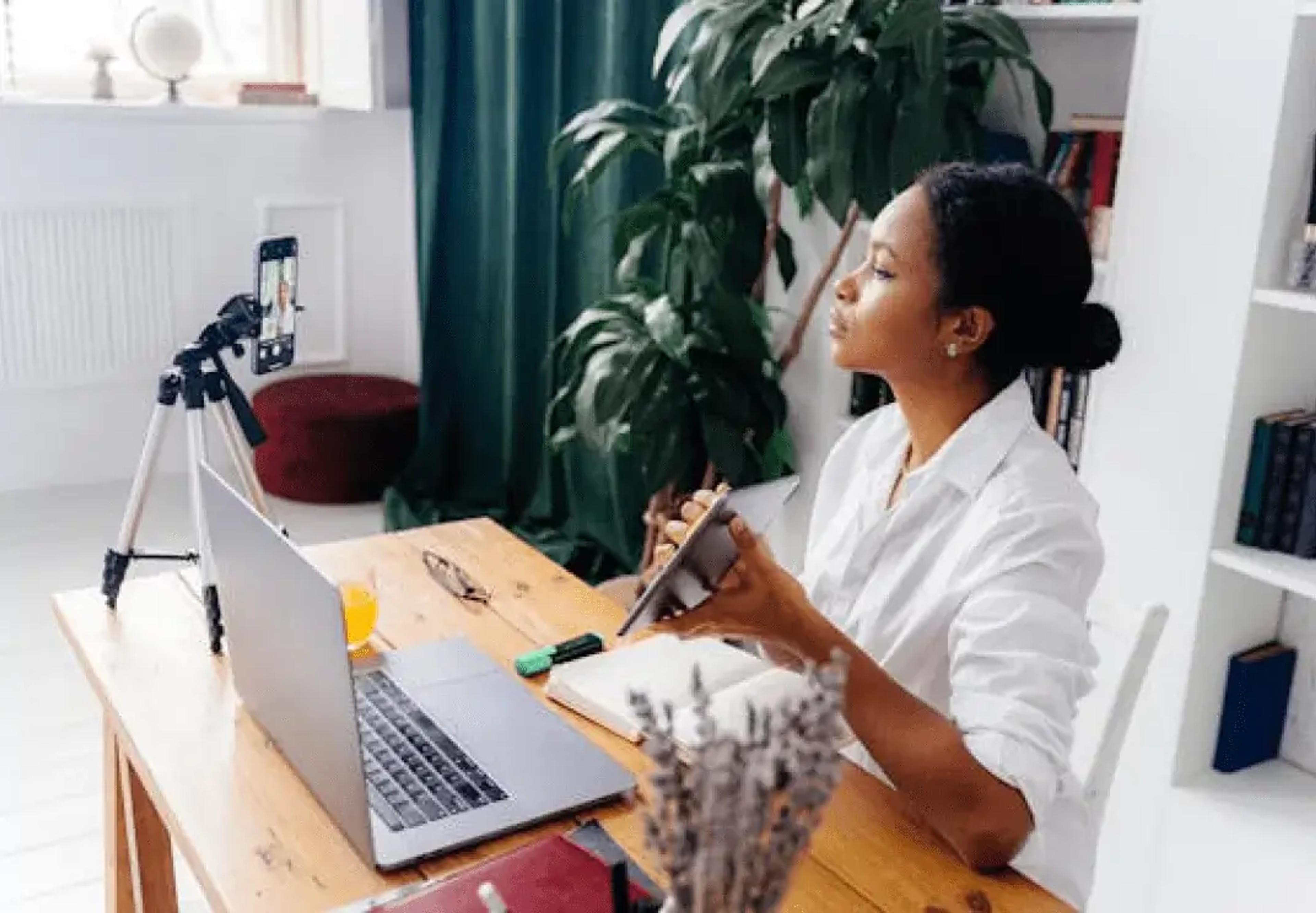videomarketing, marketingstrategie, videocontent, digitale marketing, toerismemarketingstrategie, toerismebedrijf, videocampagnes, online video, door gebruikers gegenereerde content, advertentie-uitgaven, videoprestaties, sociale mediakanalen, videotours, uitlegvideo, toerismebureaus, actief betrekken