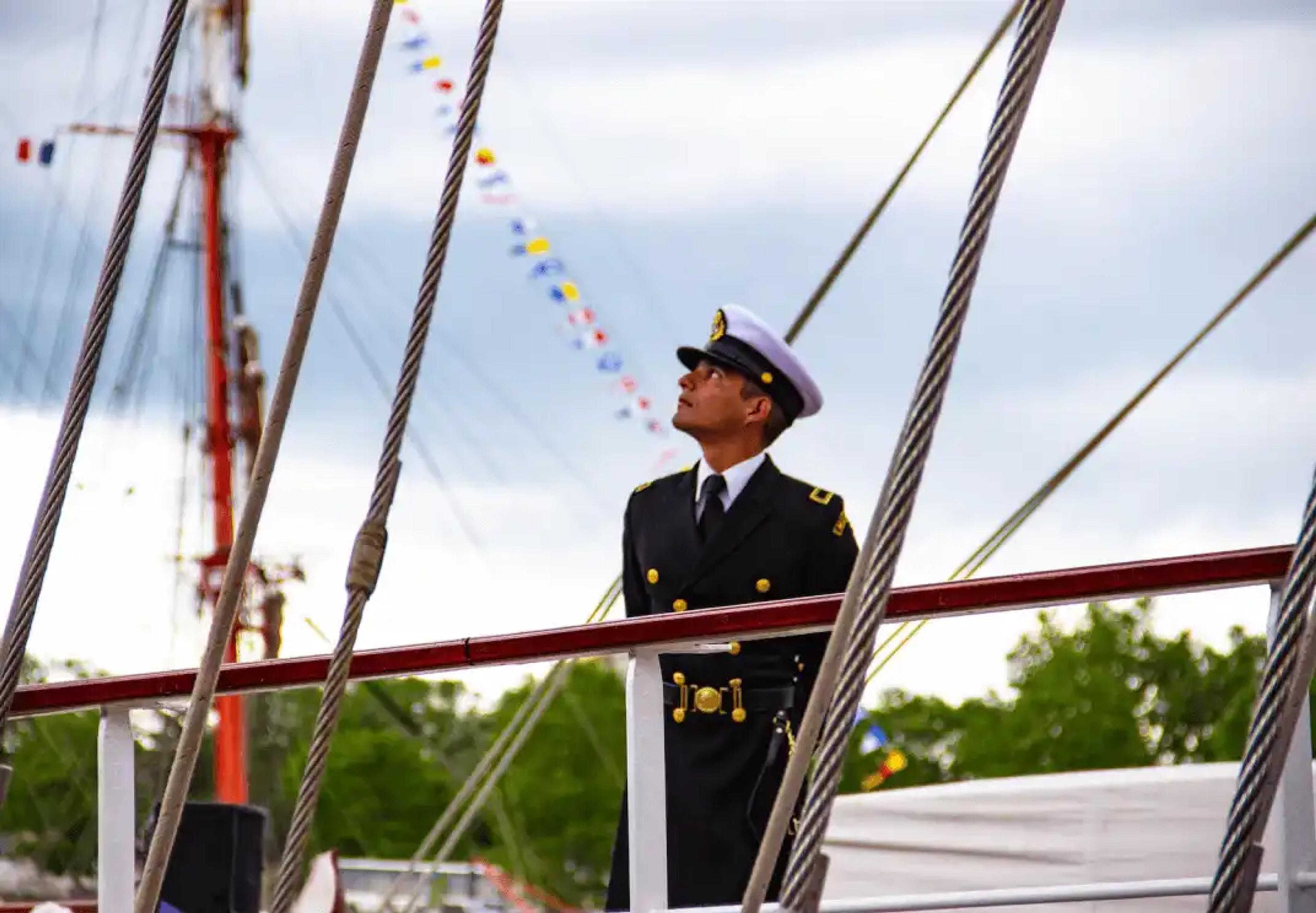 share your captain's stories to attract tourists and create authenticity