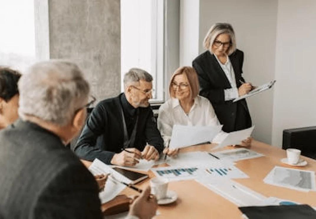 competitor analysis, competitive advantage, in depth competitor analysis, key metrics, organic traffic, keyword rankings, travel business, benchmark