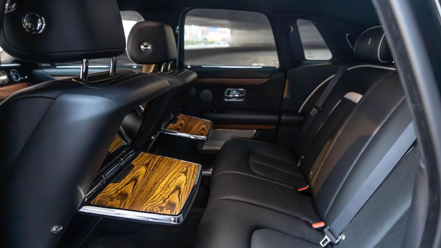 Rolls-Royce Ghost Black Badge 4