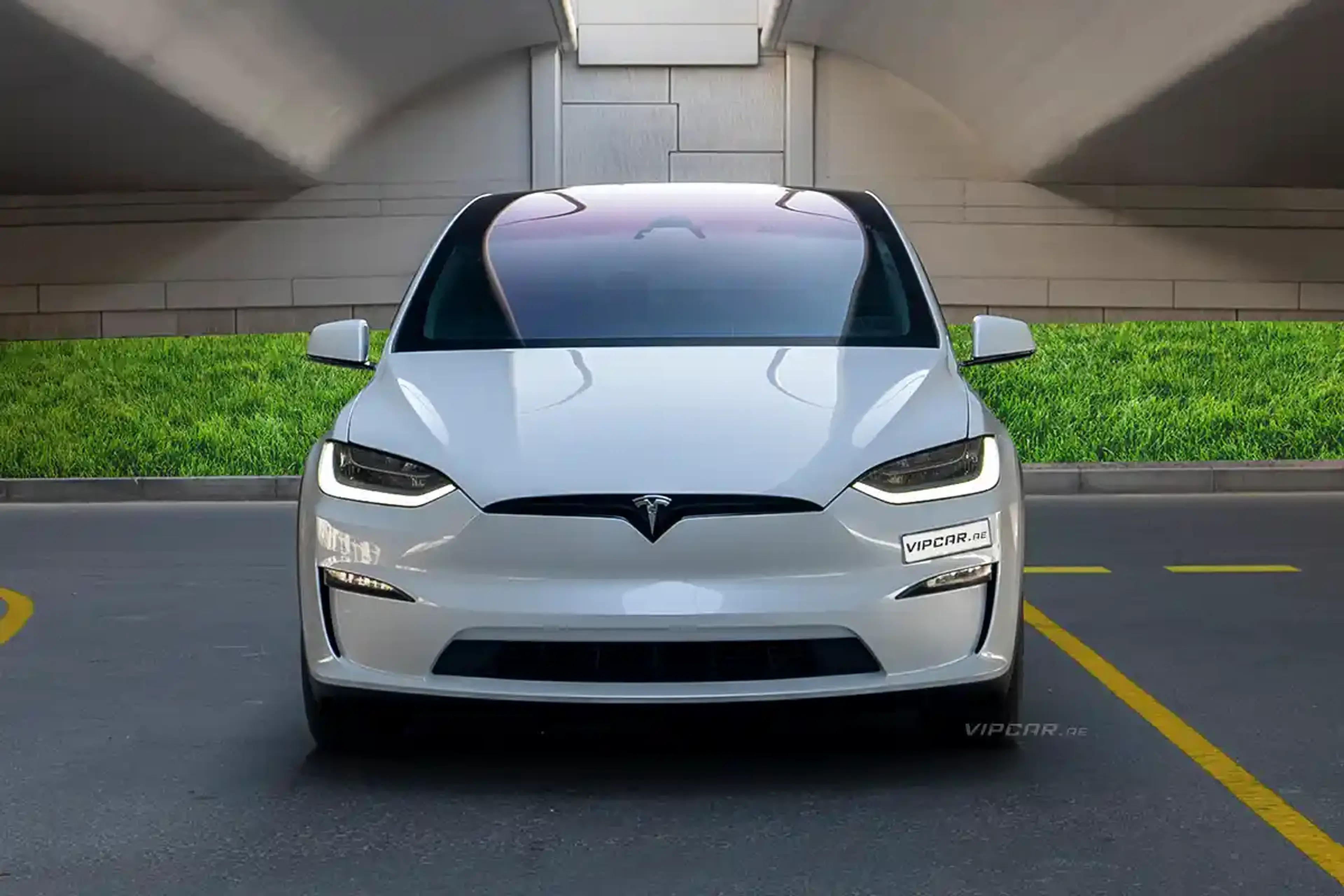 Tesla Model X 2