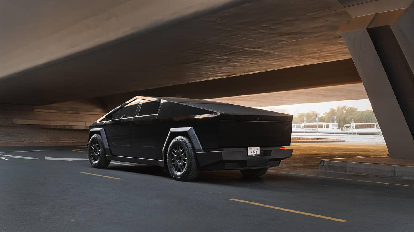 Tesla Cybertruck 2