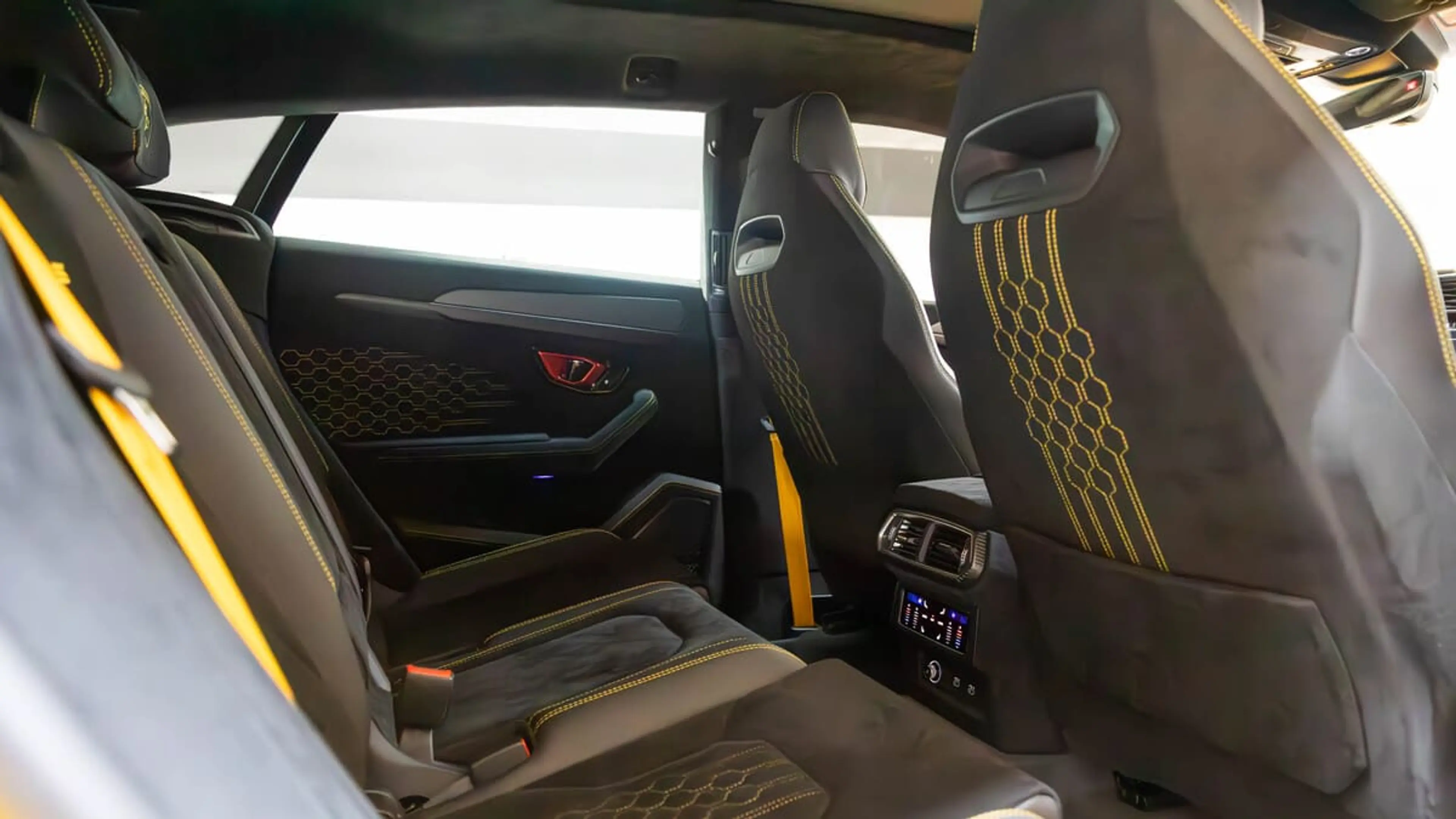 Lamborghini Urus Performante 3