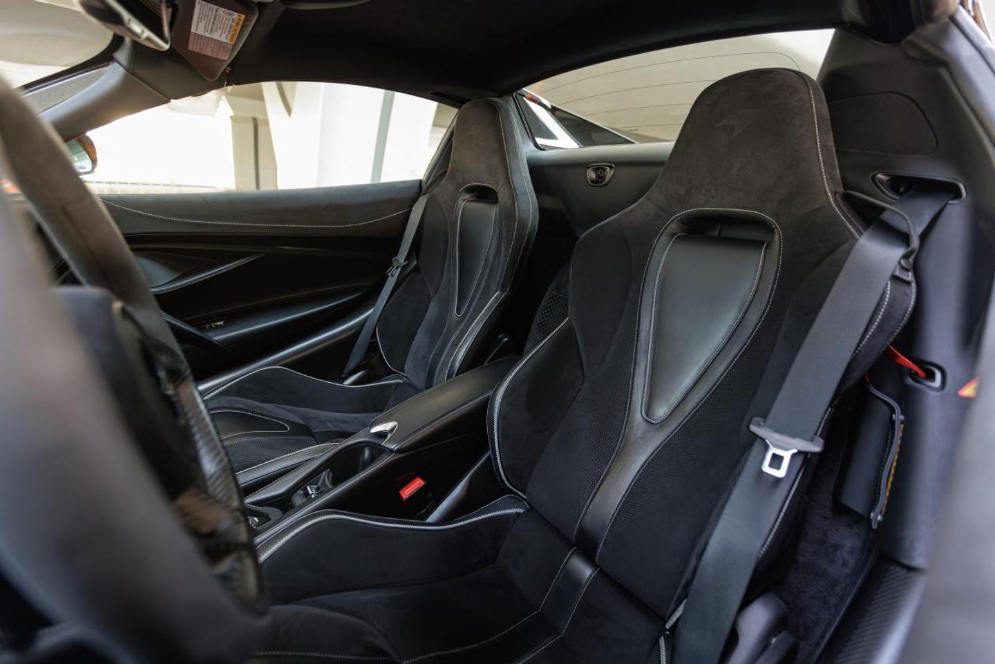 McLaren 720s Spyder 4