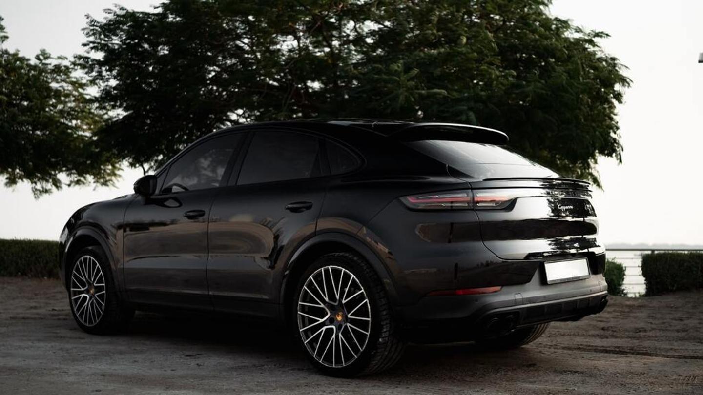 Porsche Cayenne 2