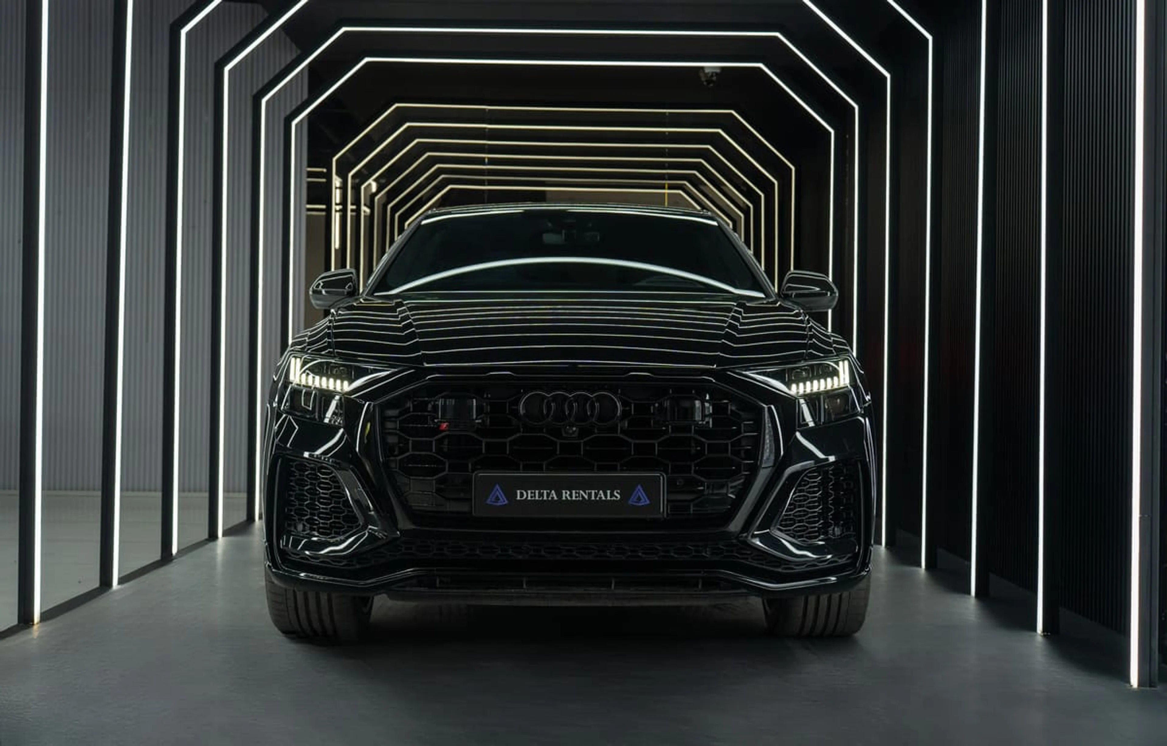 Audi RSQ8 1