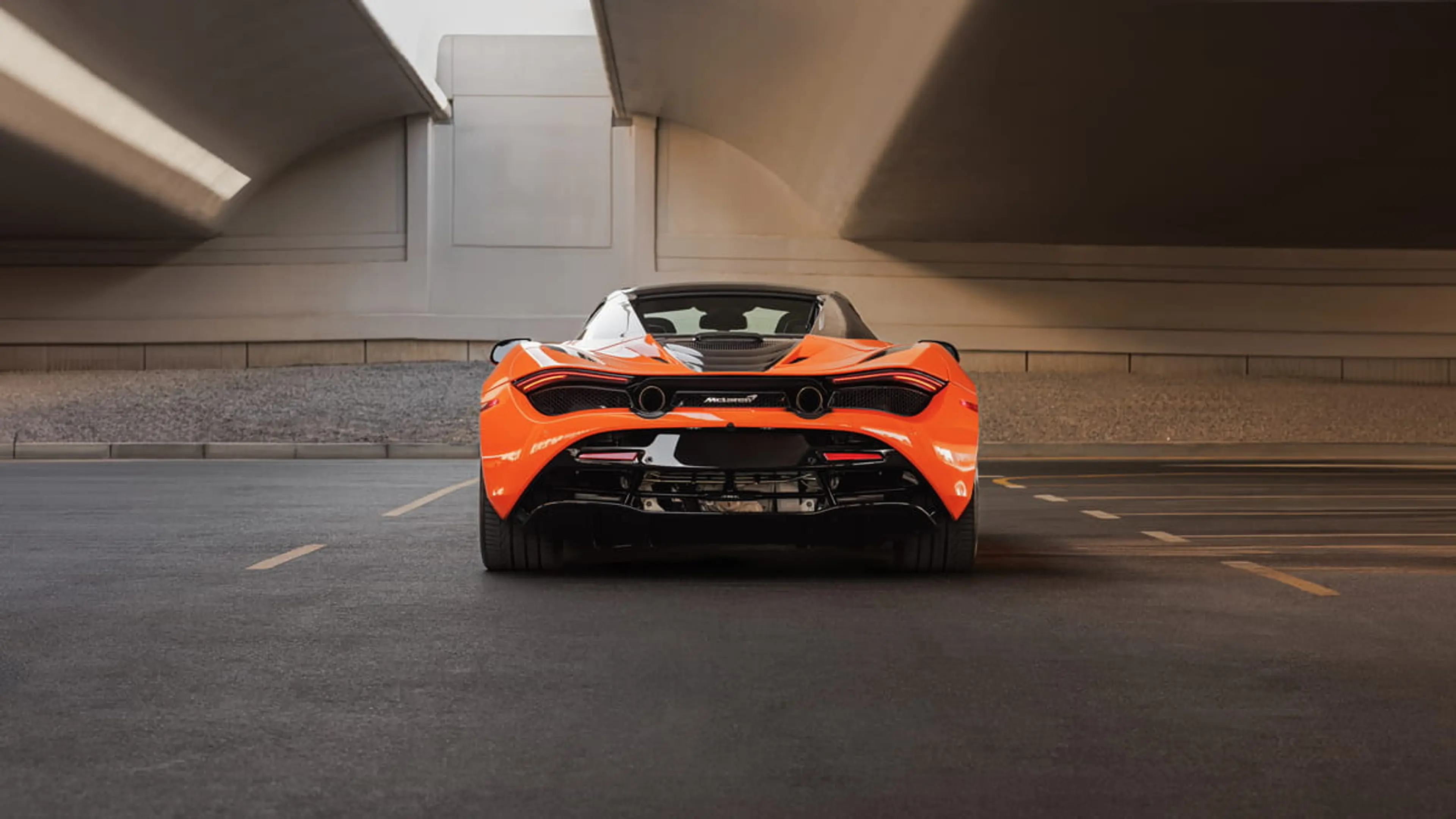 McLaren 720s Spyder 2