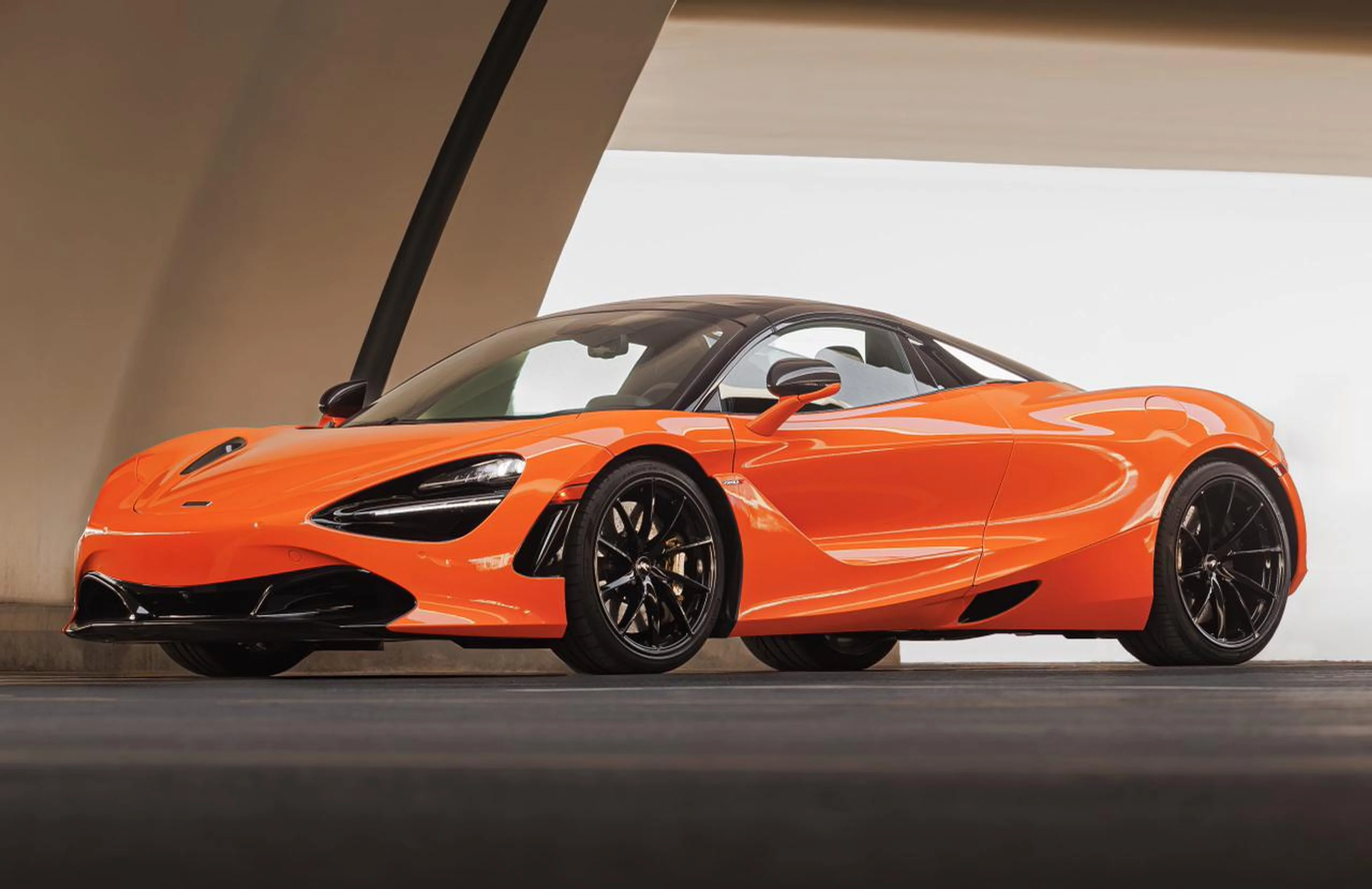 McLaren 720s Spyder 1