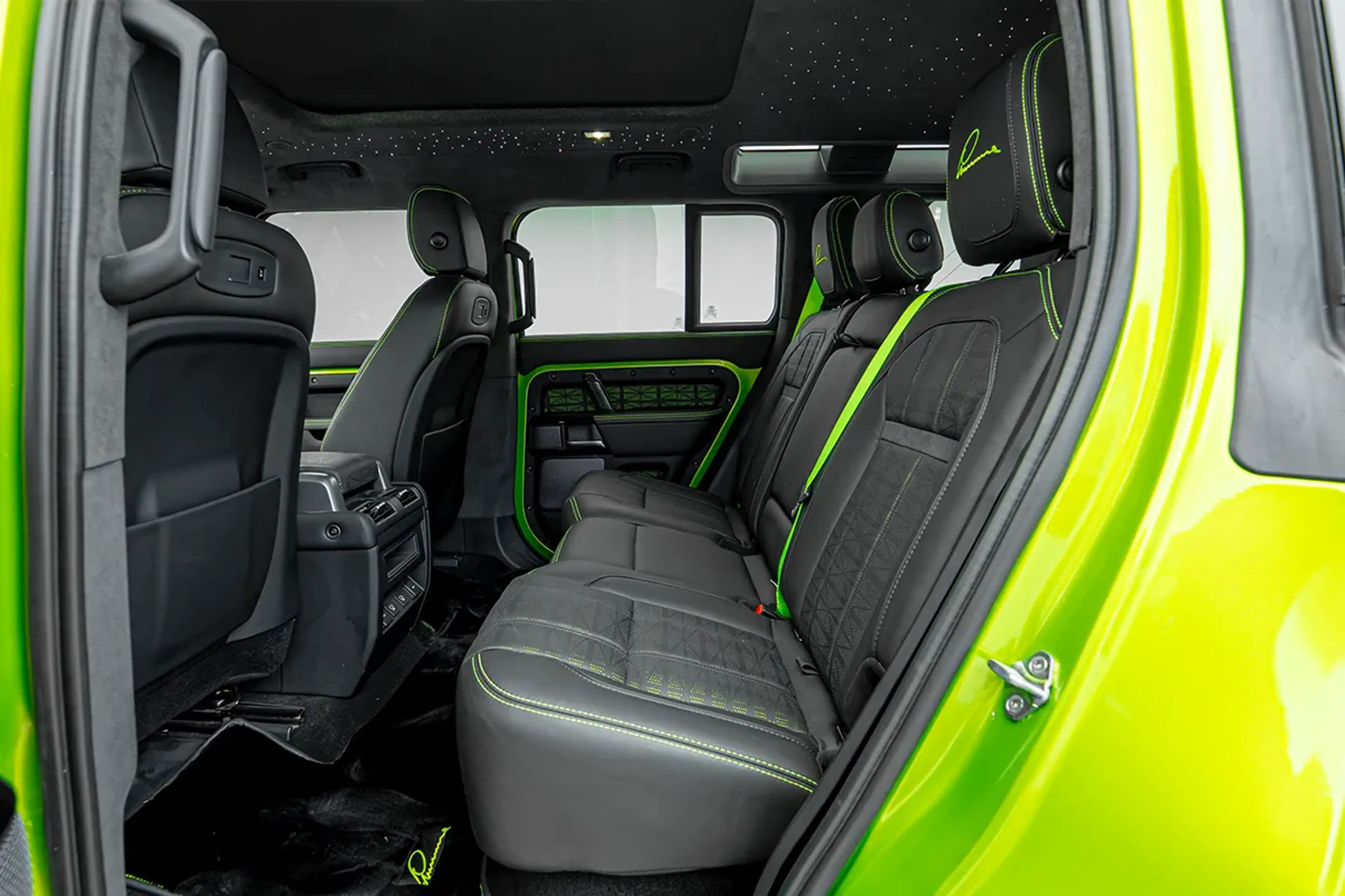 Land Rover Defender Luma 5