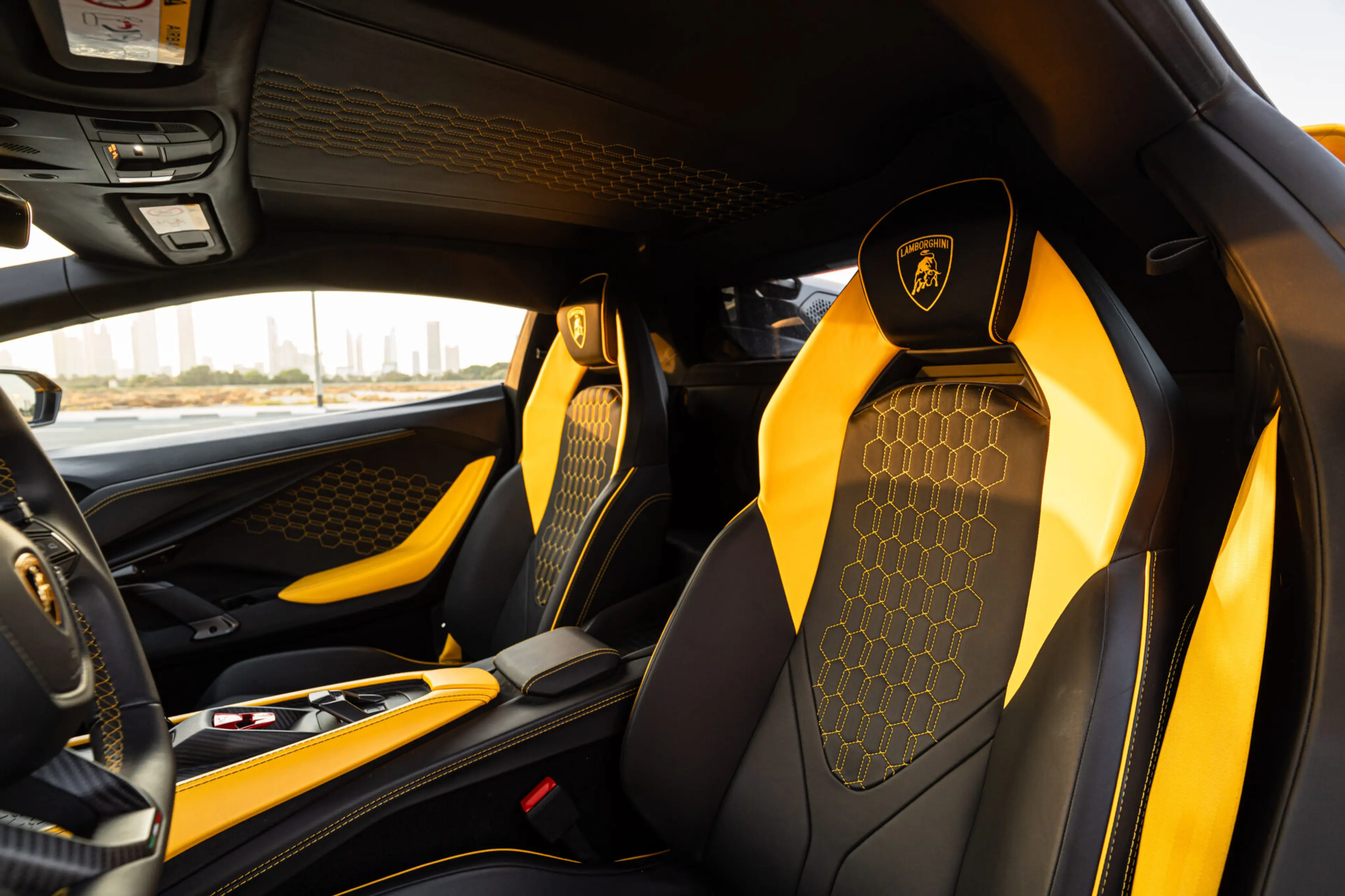 Lamborghini Revuelto 4