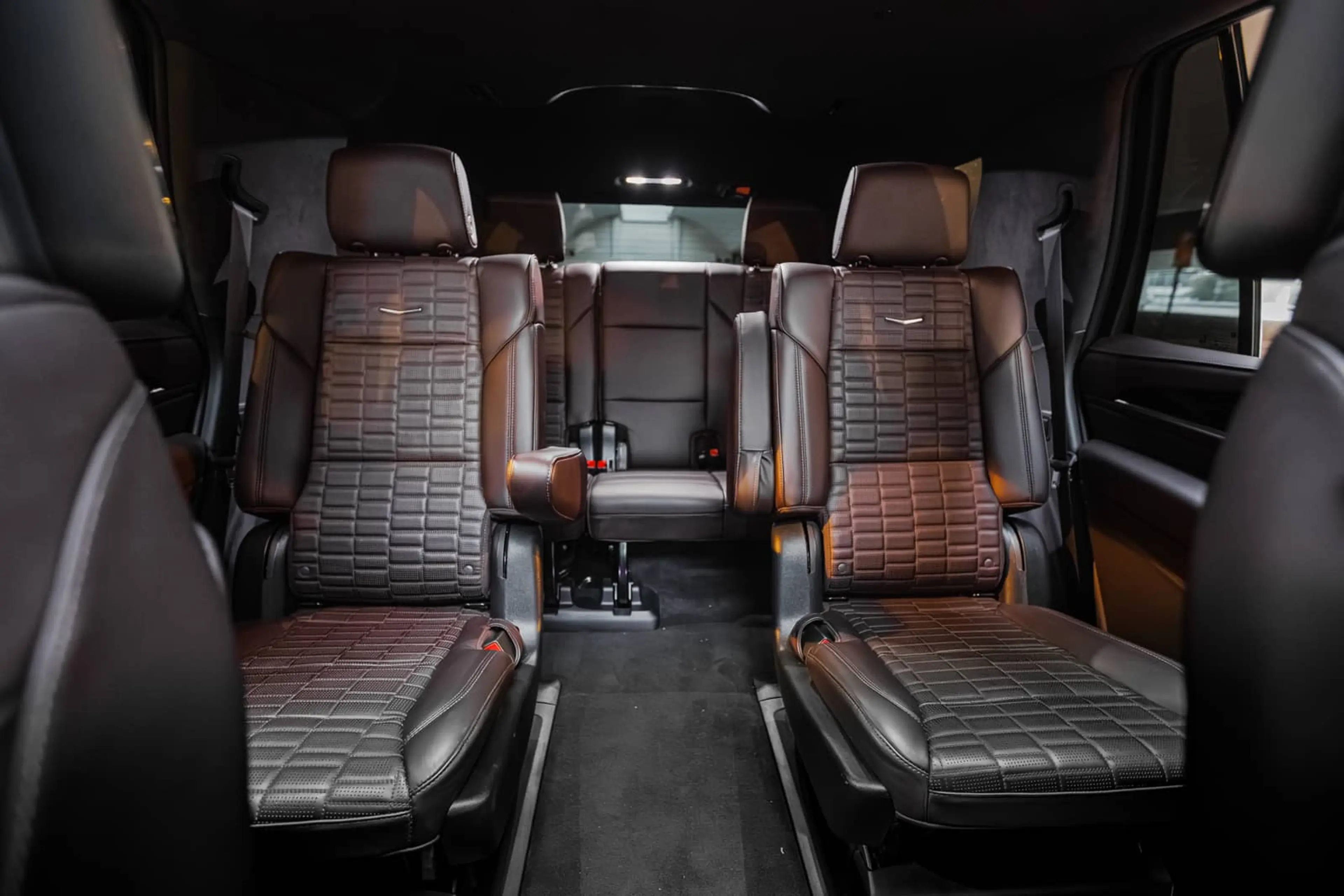 Cadillac Escalade V 4