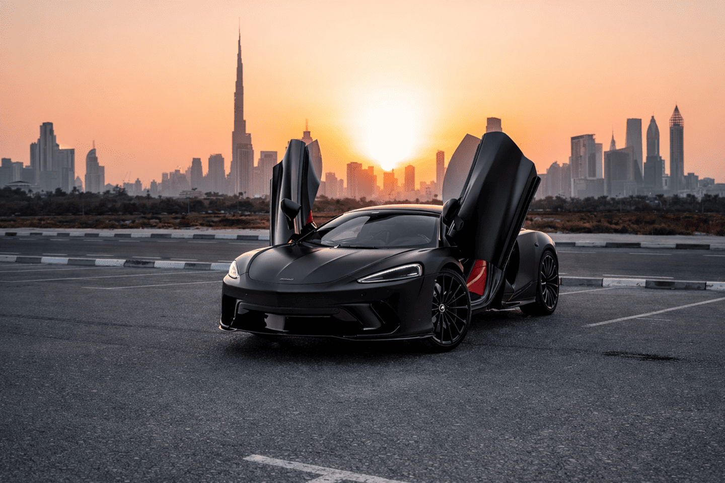 McLaren GT