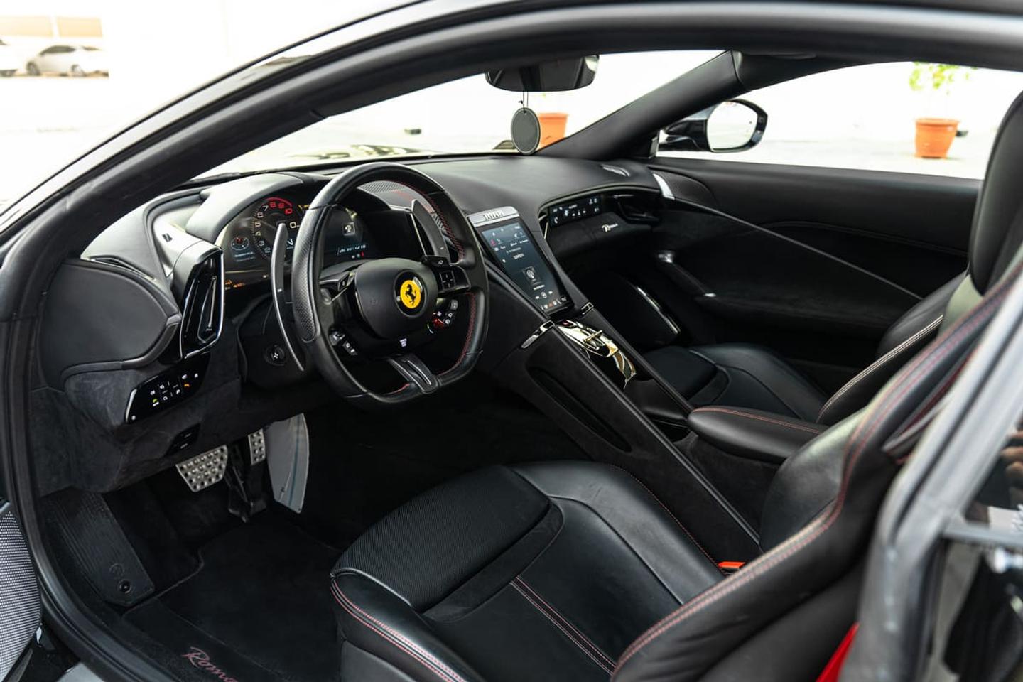 Ferrari Roma 3