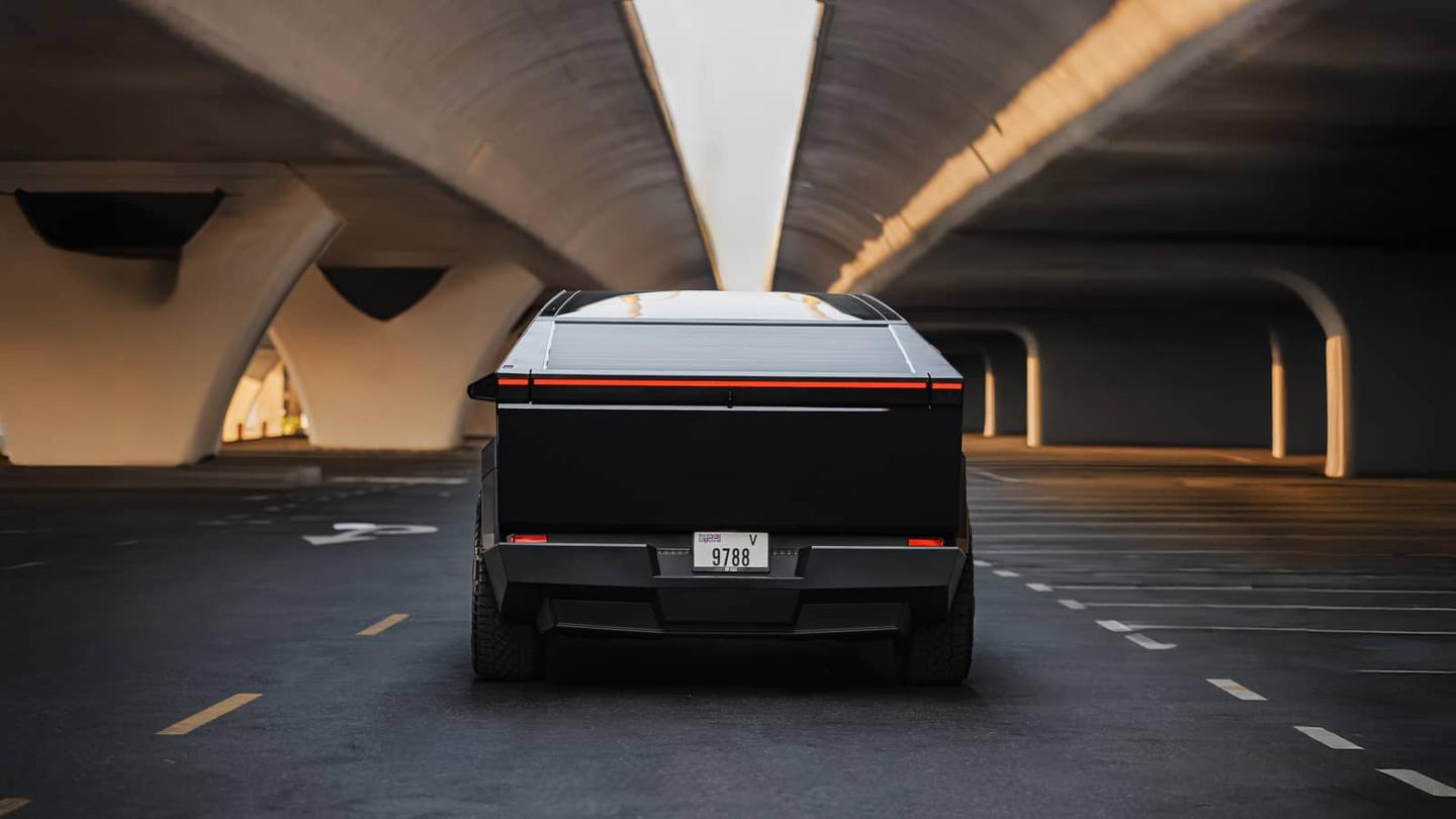 Tesla Cybertruck 3