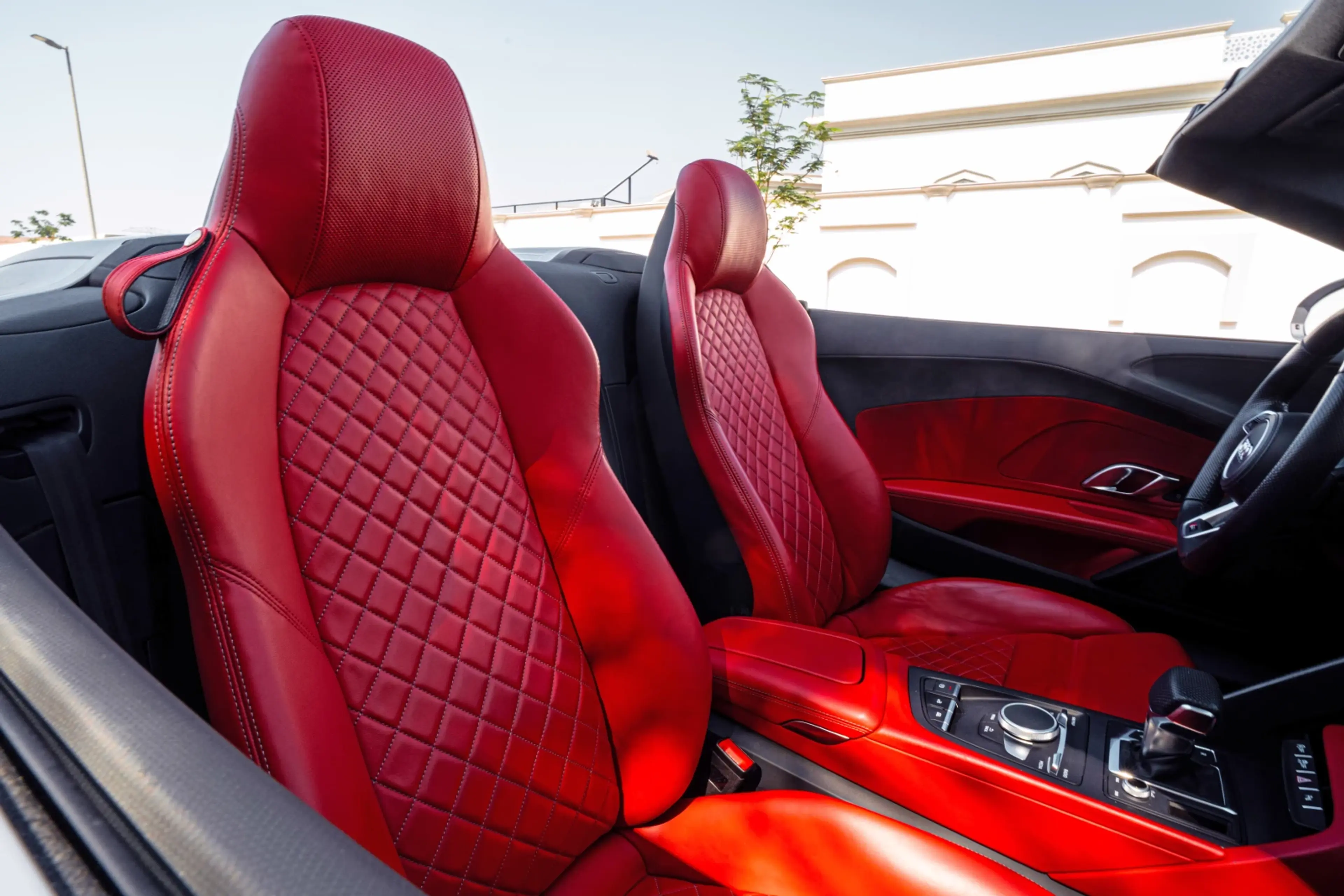 Audi R8 V10 Spyder 4