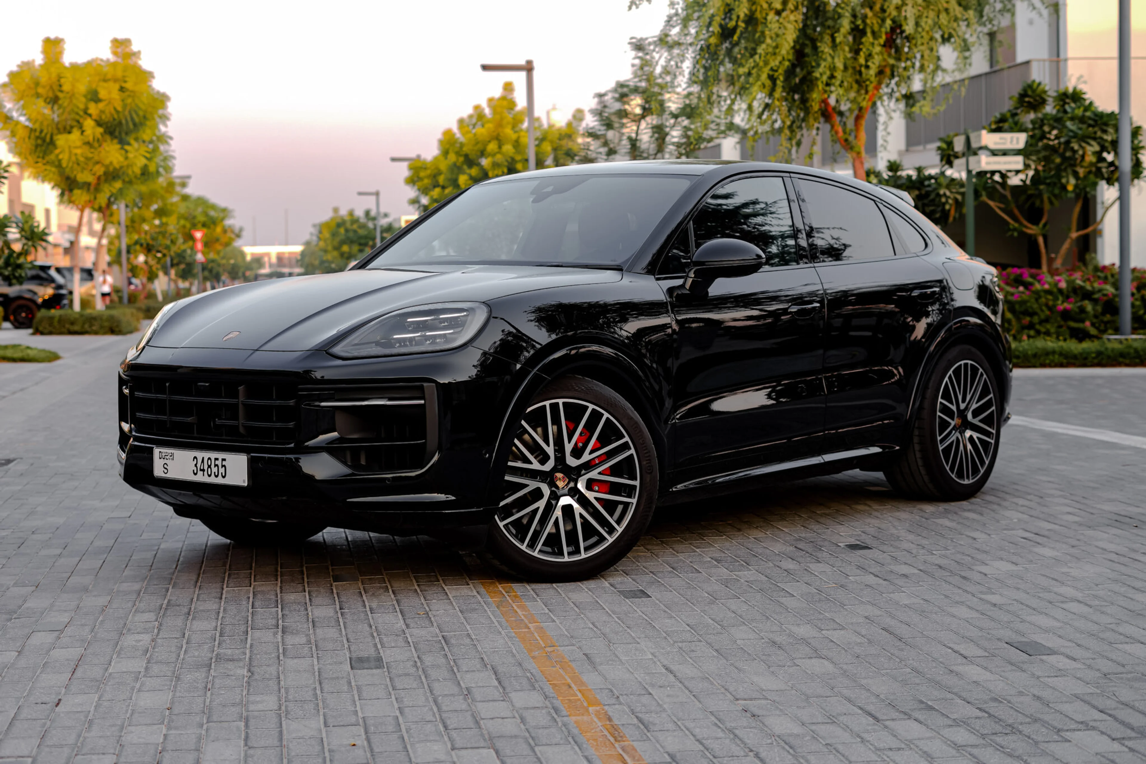 Porsche Cayenne GTS 1