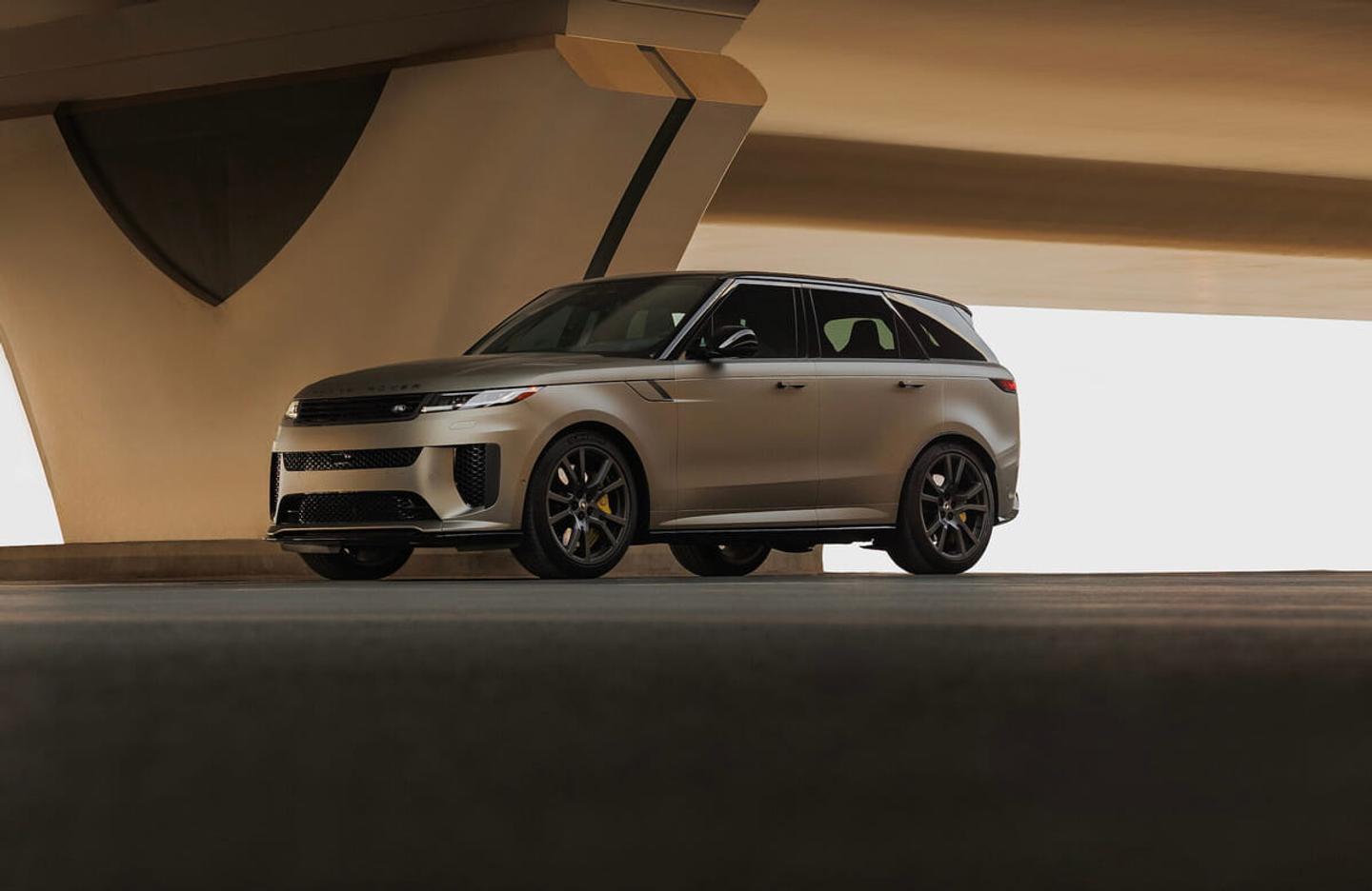 Range Rover Sport SV