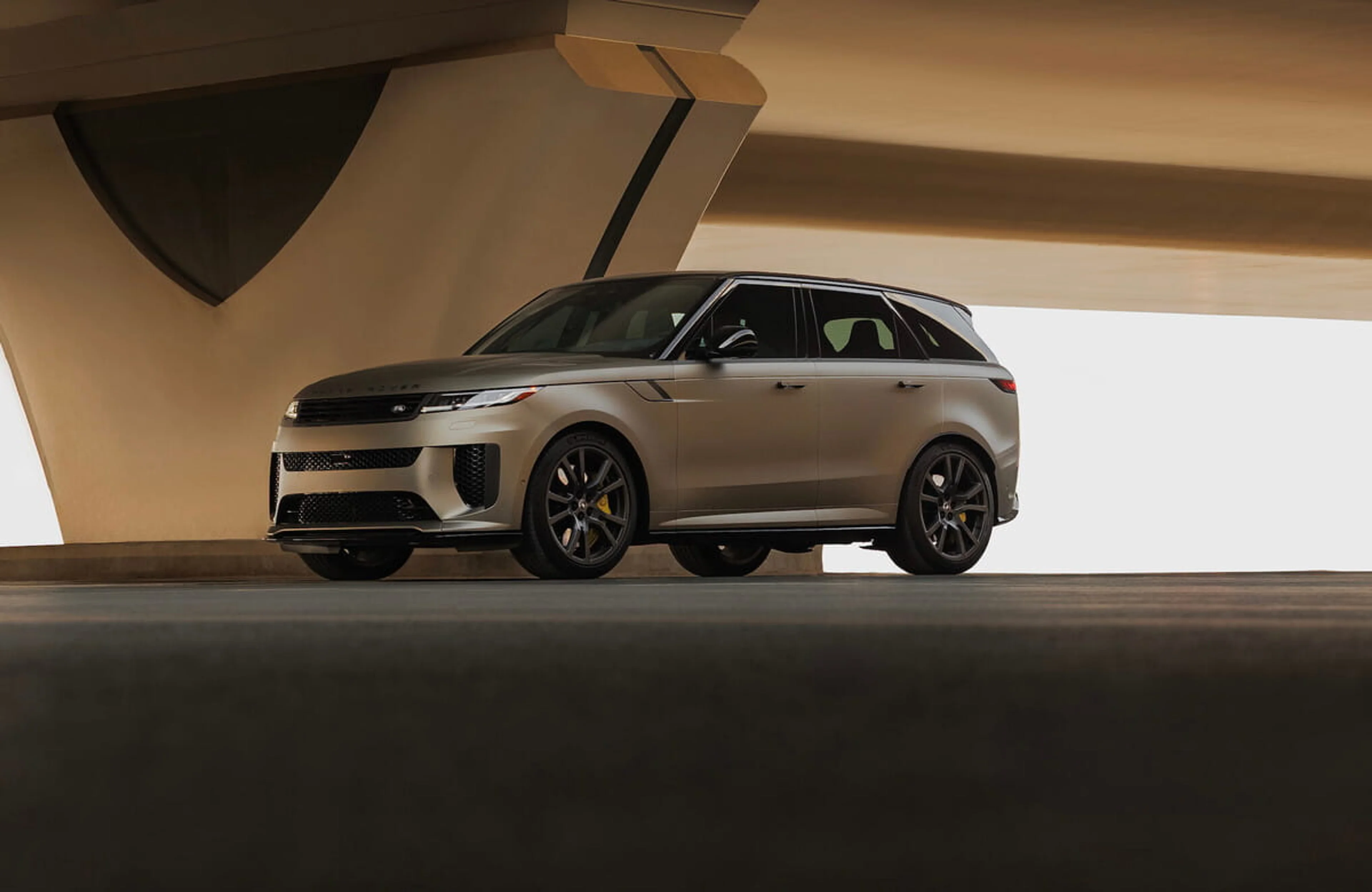 Range Rover Sport SV 1