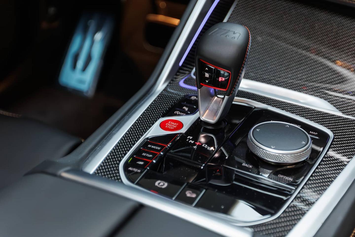 BMW X5M 2025 4