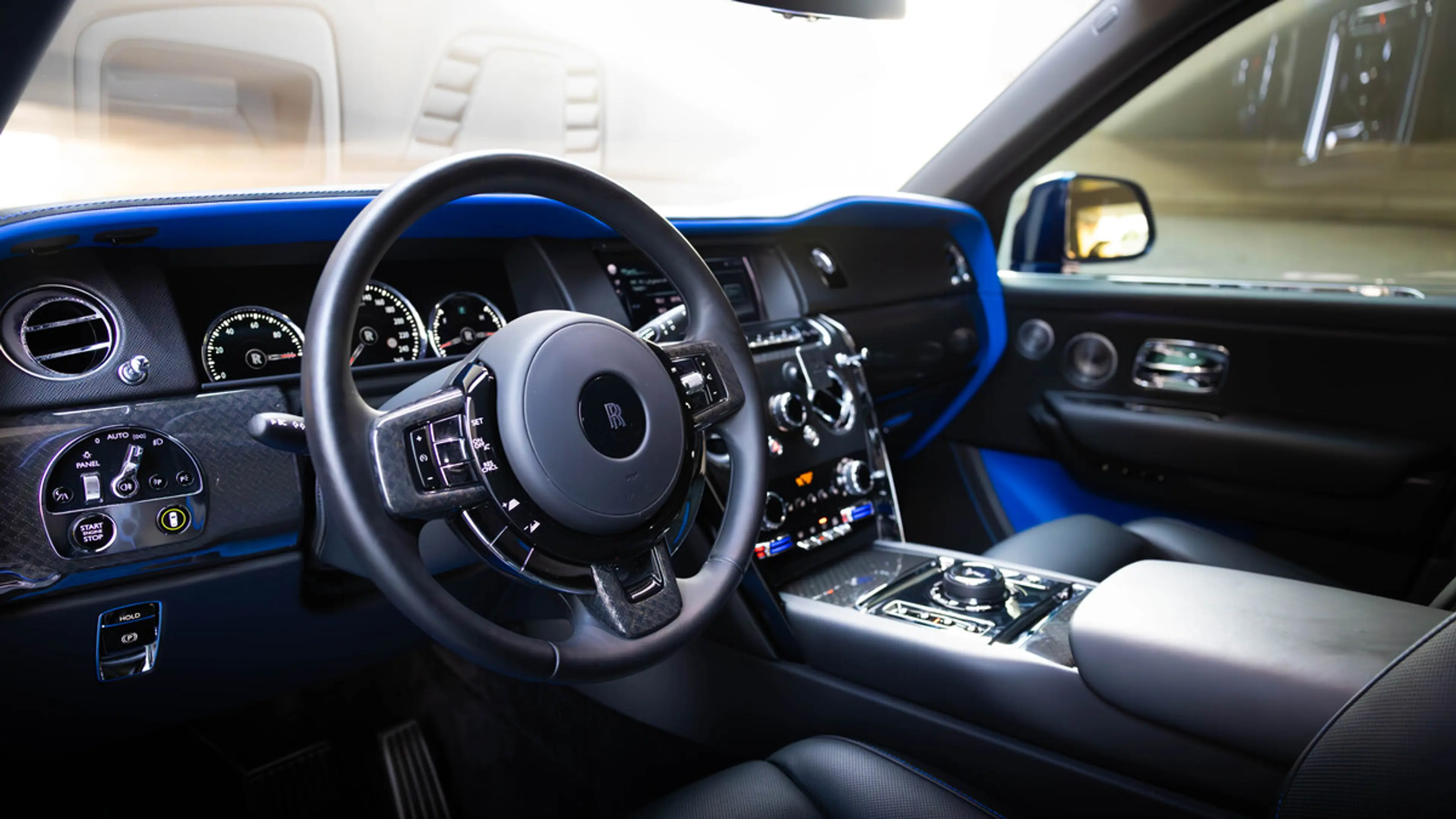 Rolls Royce Cullinan Black Badge 4