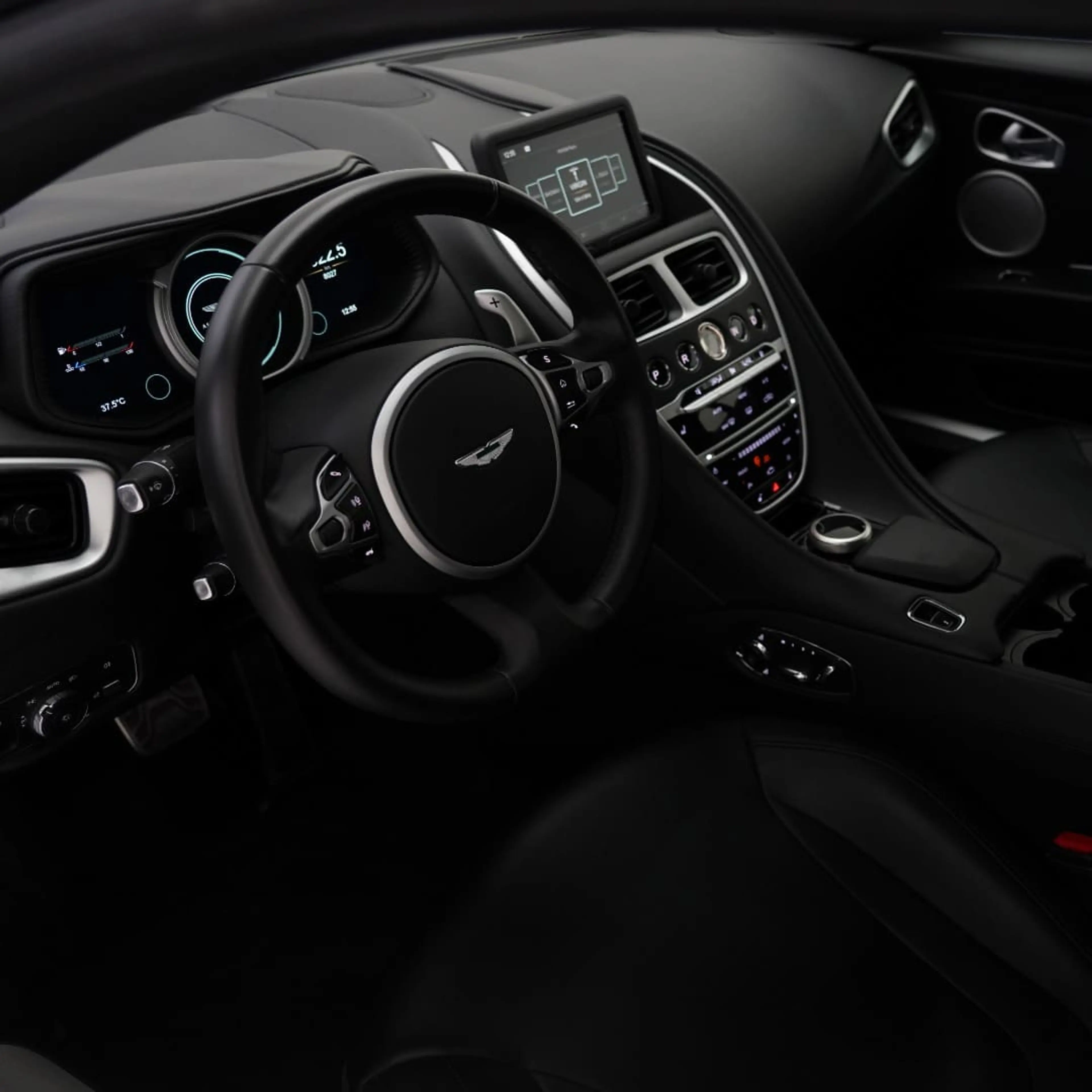 Aston Martin DB 11 3