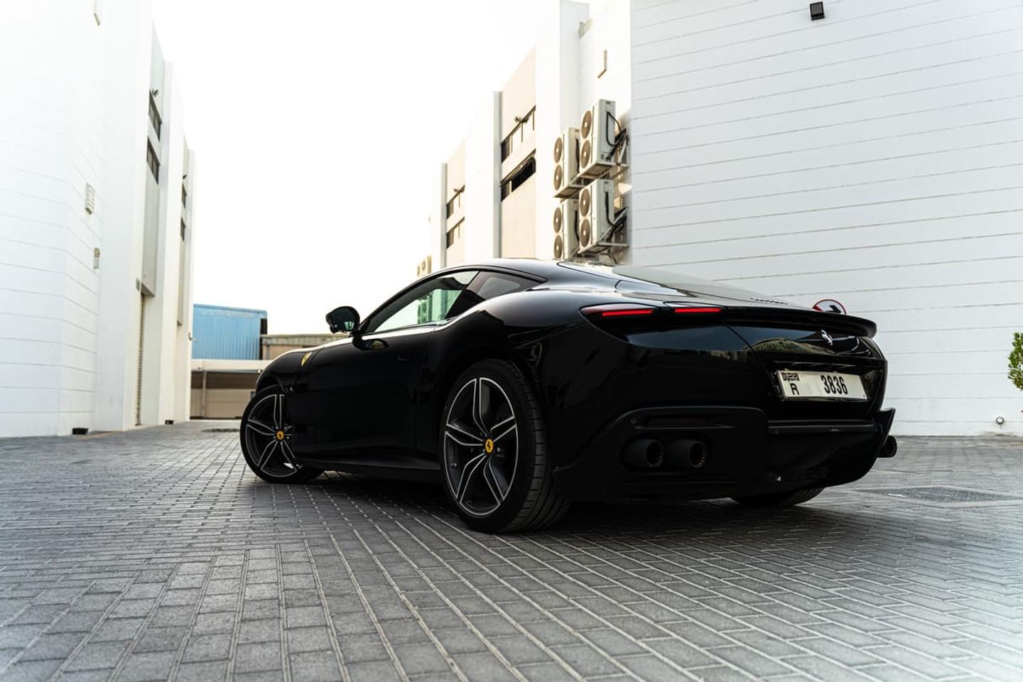 Ferrari Roma 2