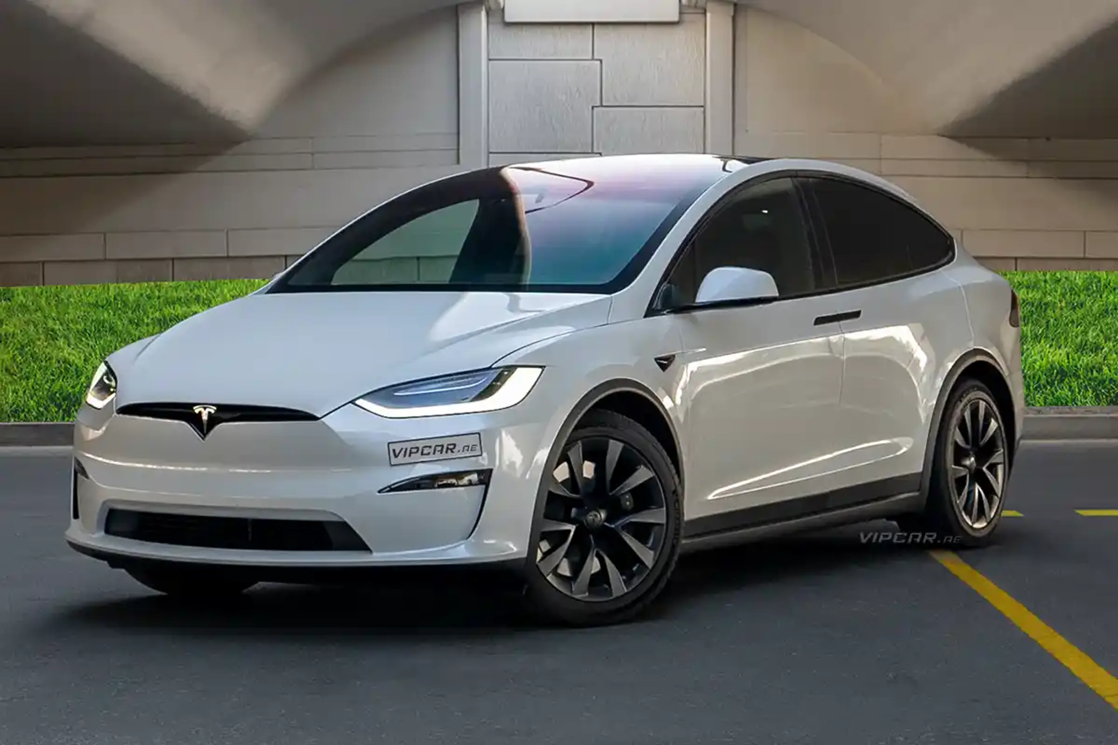 Tesla Model X 1