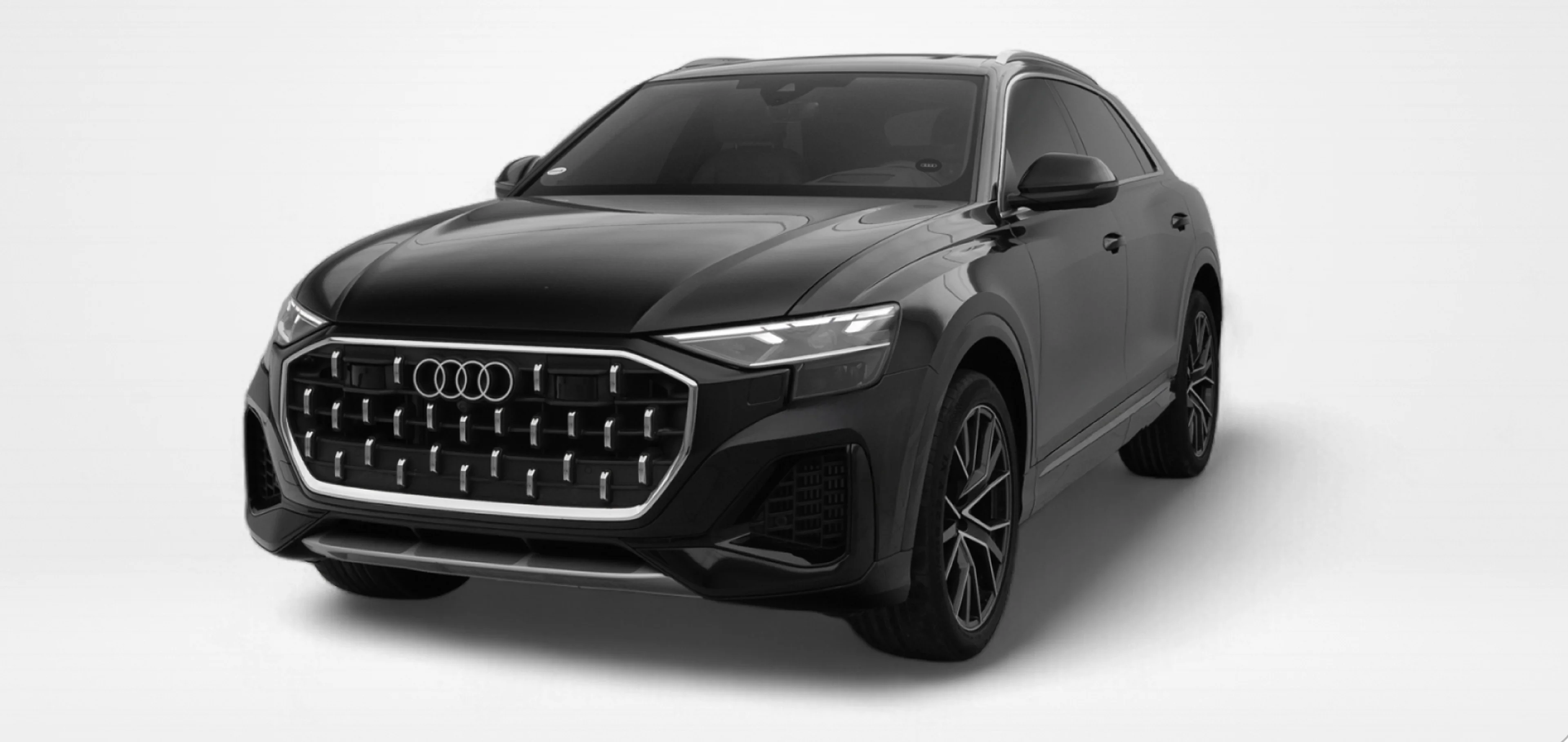 Audi Q8 1