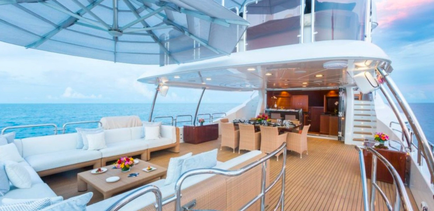 Benetti Triple Deck 110 2