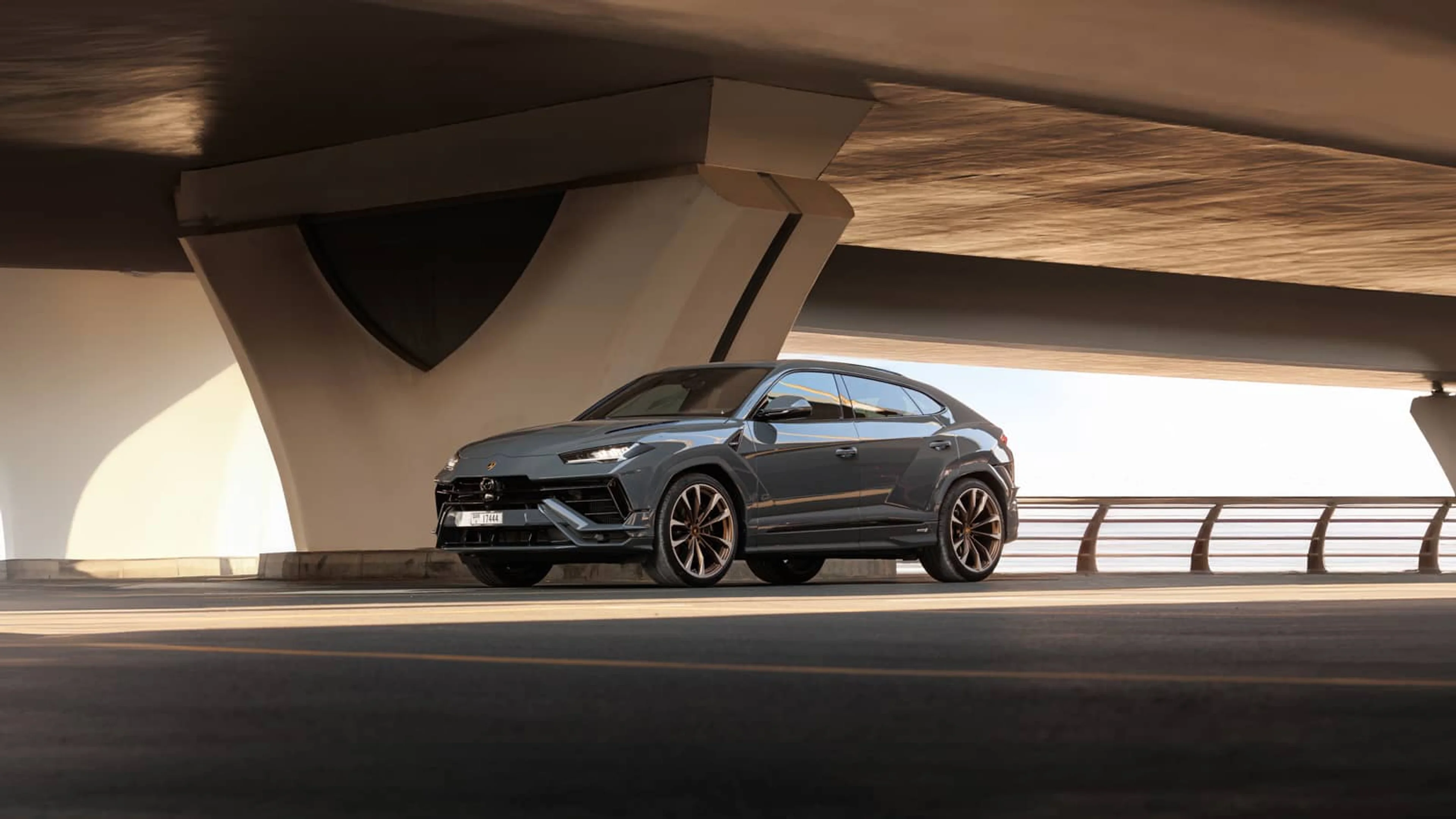 Lamborghini Urus 1