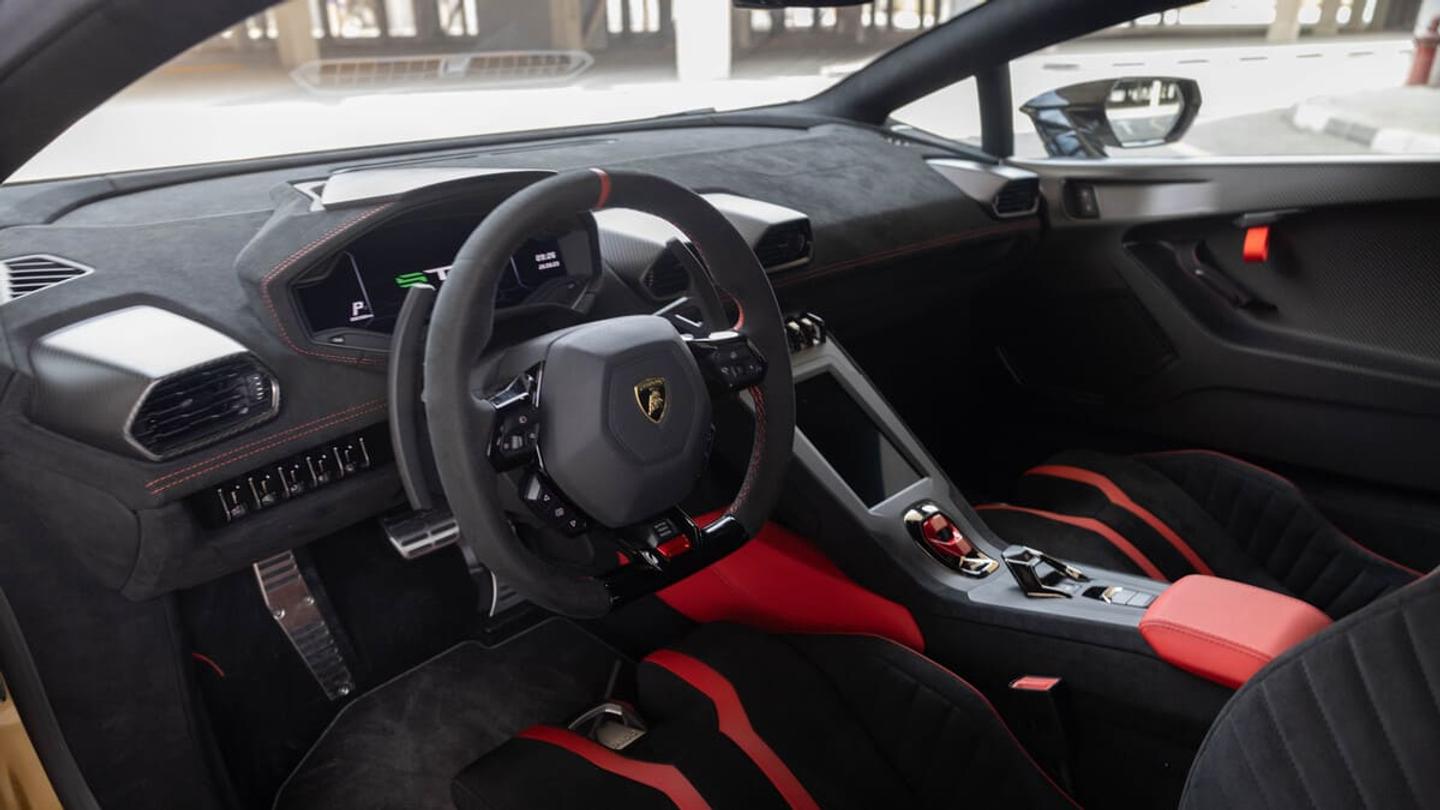 Lamborghini Huracan STO 3