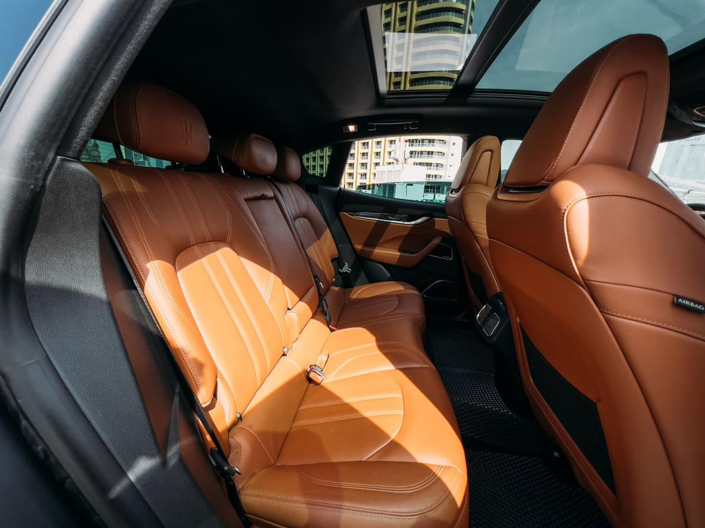 Maserati Levante 4