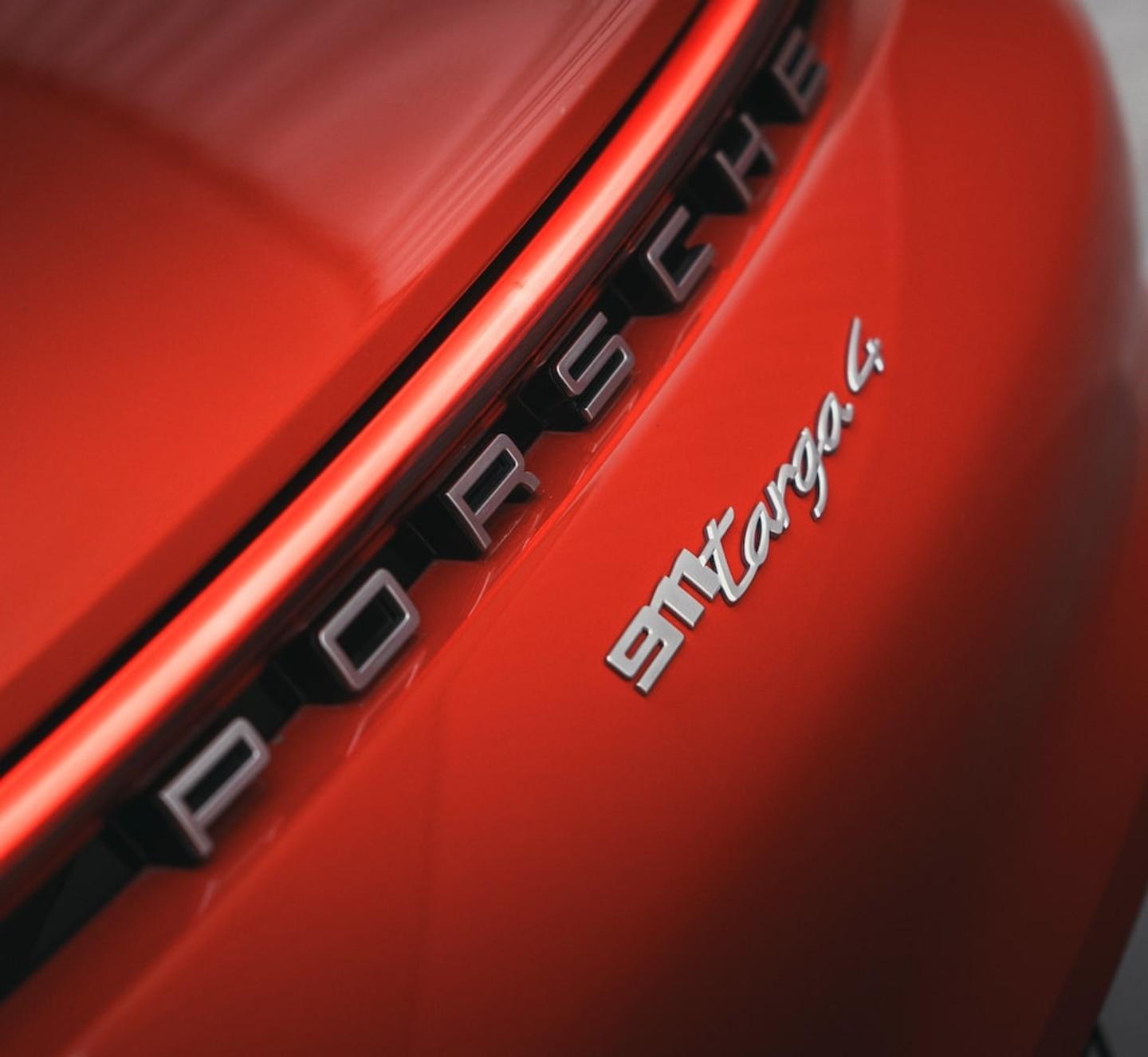 Porsche 911 Targa 4 4