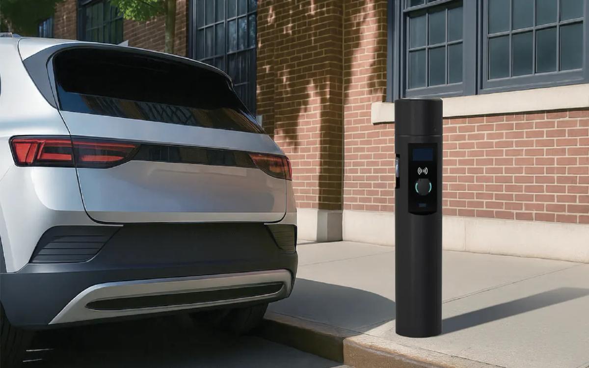 The CITA Dual EcoPillar installed and charging an electric car