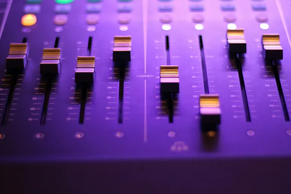 Sound banner