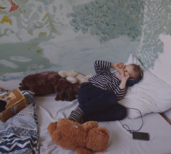 Missing alternative text