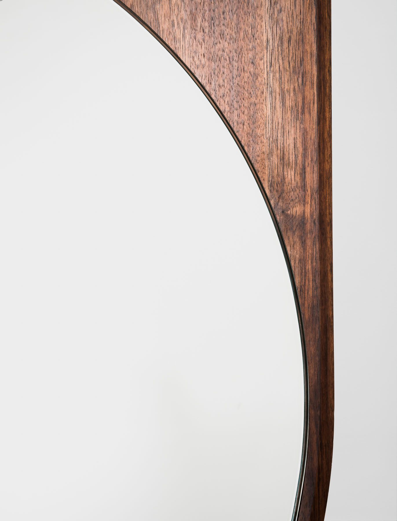 Grégoire de Lafforest, miroir Mono