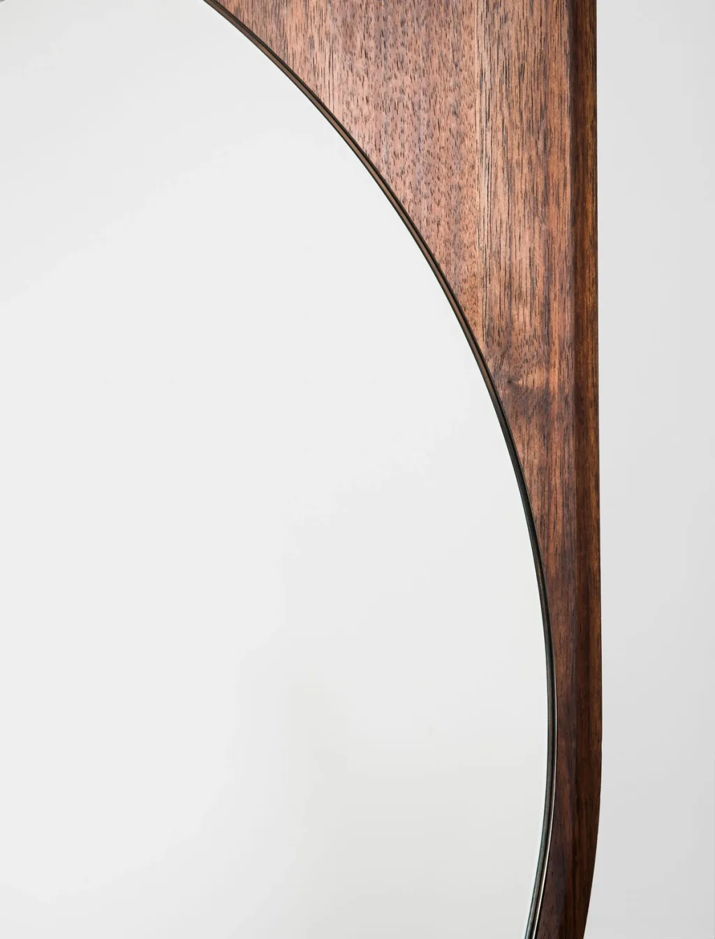 Grégoire de Lafforest, miroir Mono
