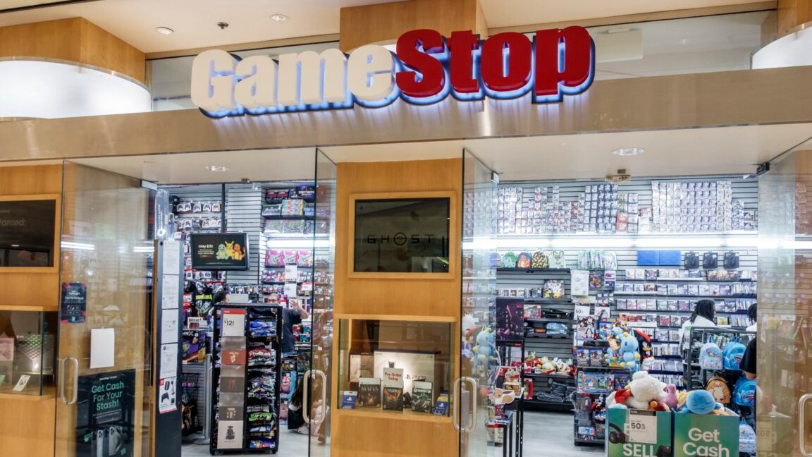 GameStop storefront image used in Ars Technica coverage of the eBay offer