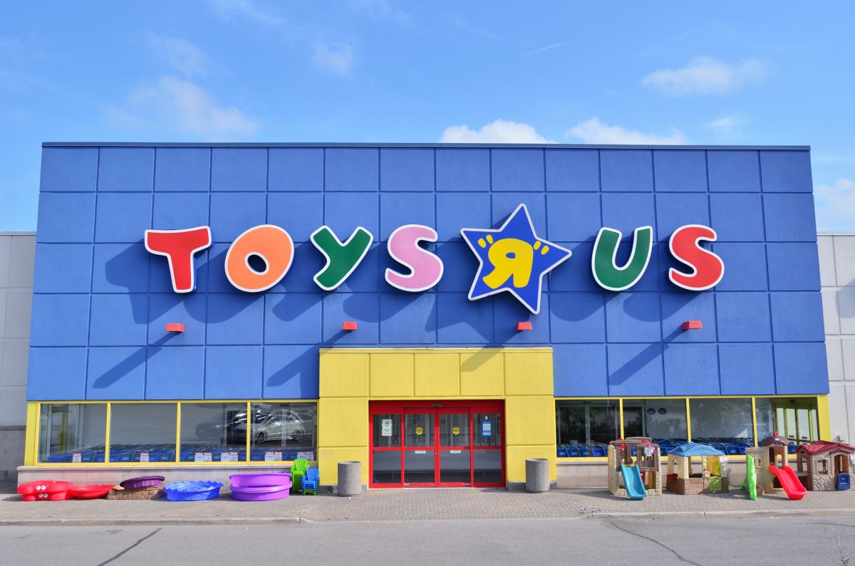 Ad Populum Acquires Toys 'R' Us Canada Board Game Brands