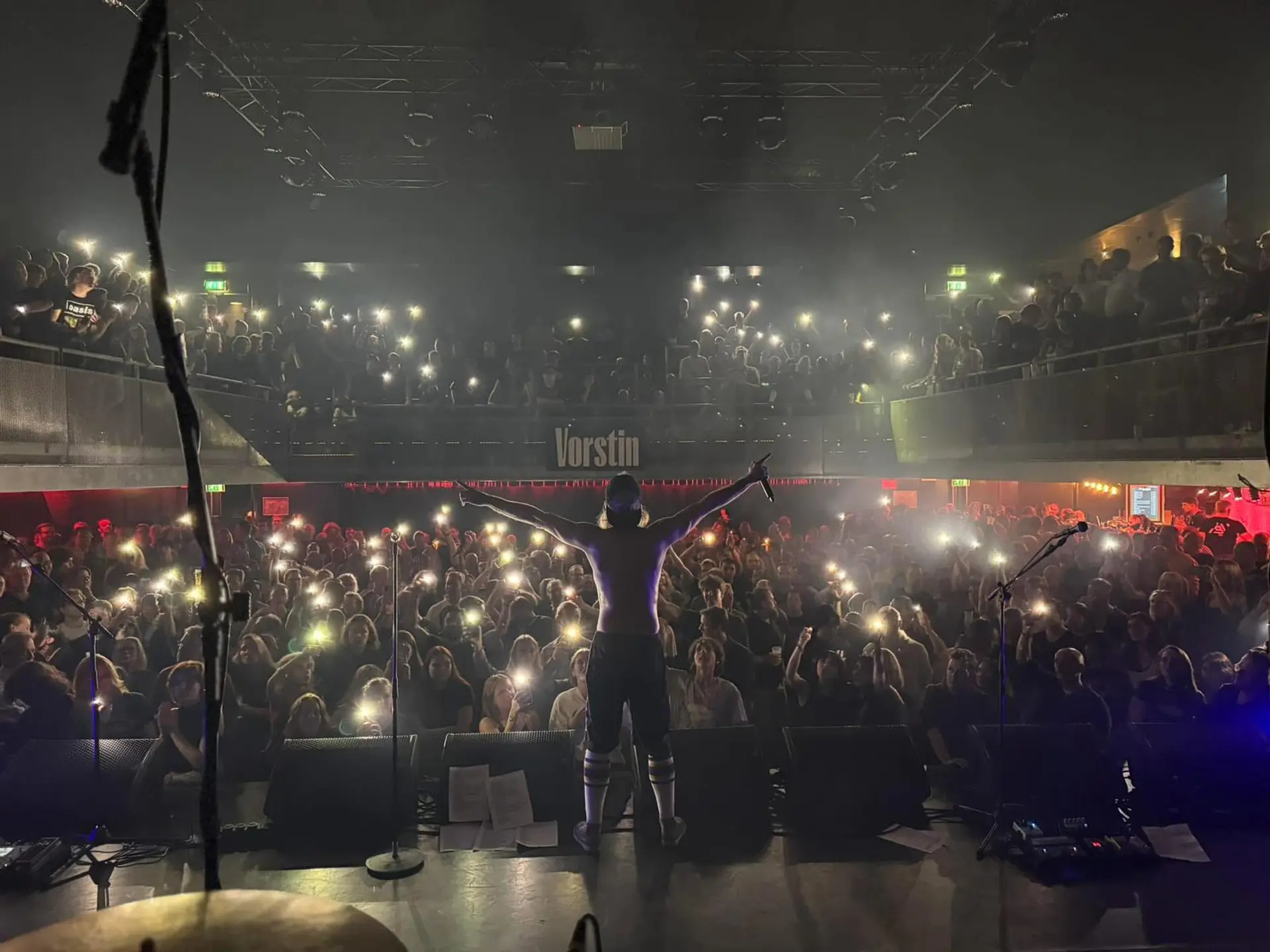 Pat Skirt - School of Rock und dTown Guitars