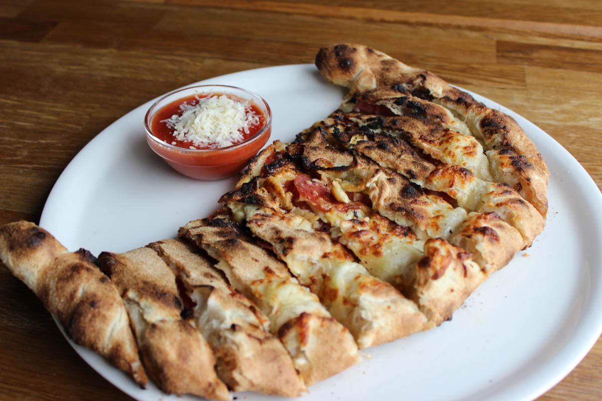 Calzone Pepperoni