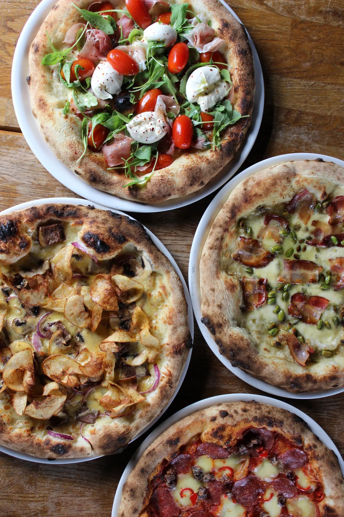 Fjórar pizzur ofan frá