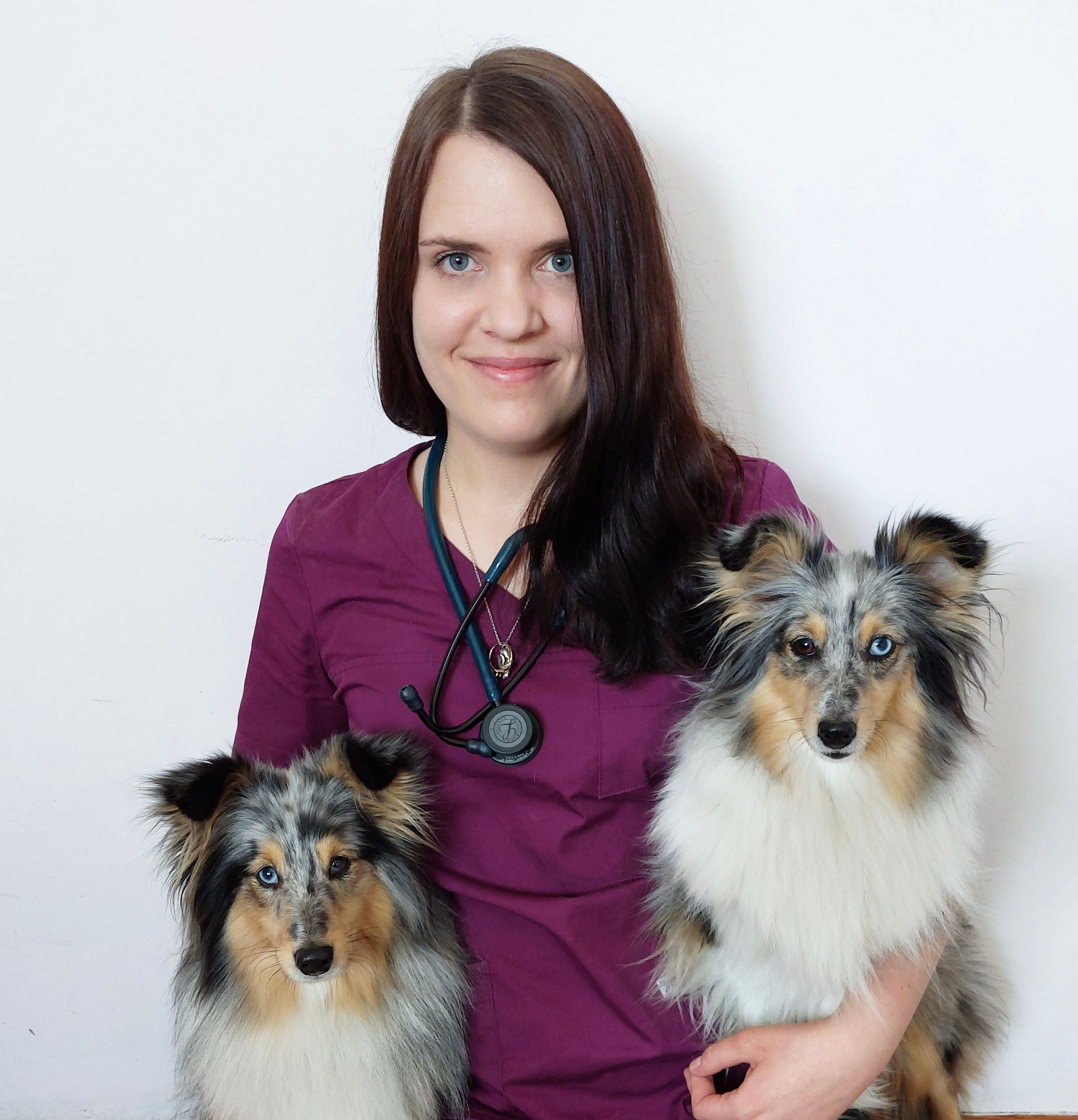 Weterynarz Julia Bielakowska, weterynarz psie pole wrocław, przychodnia VENA