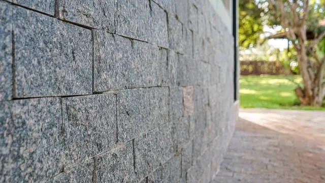 Pedra Miracema: onde usar em calçadas, muros, fachadas e paredes em Sorocaba